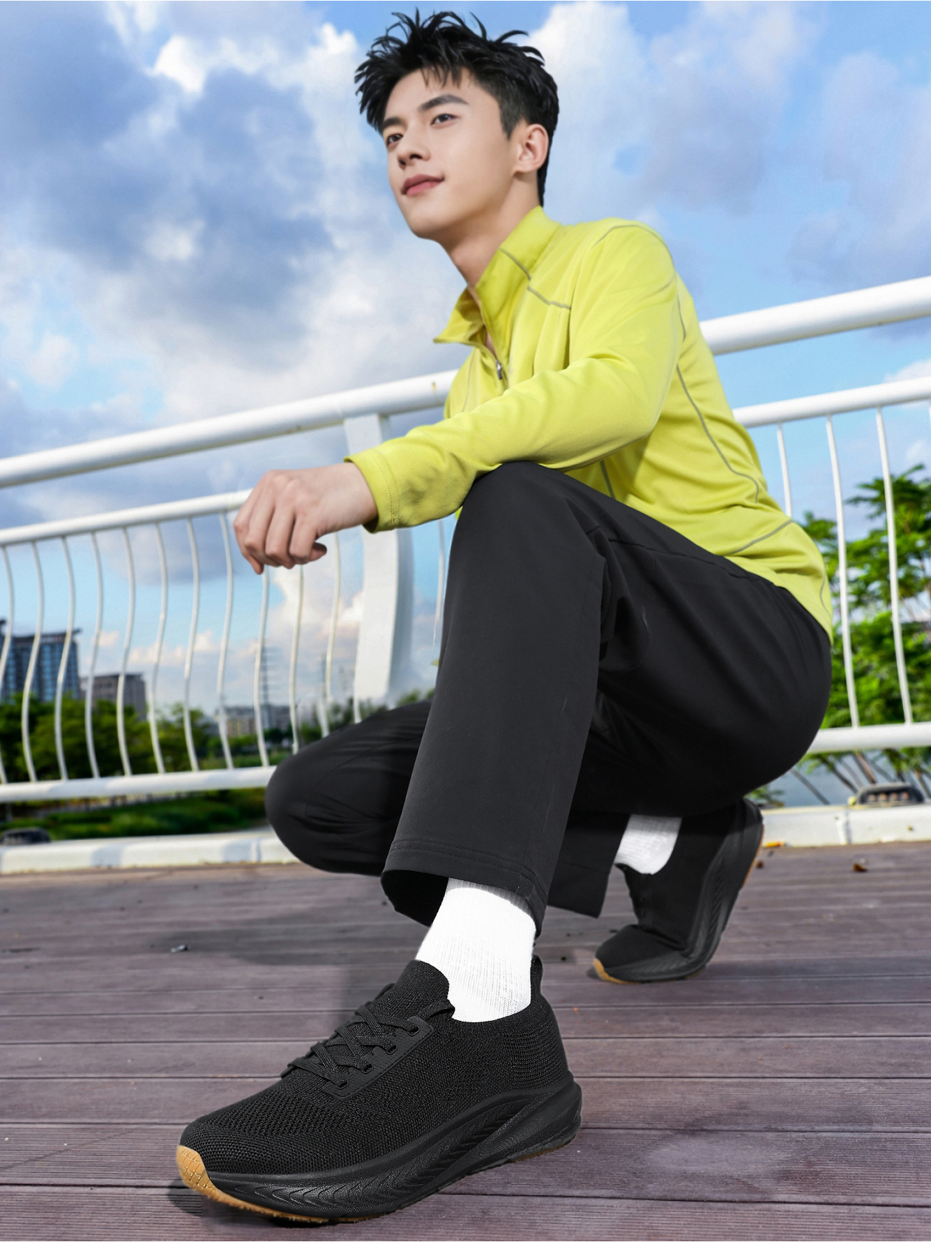 Men Black Knit Running Sneakers