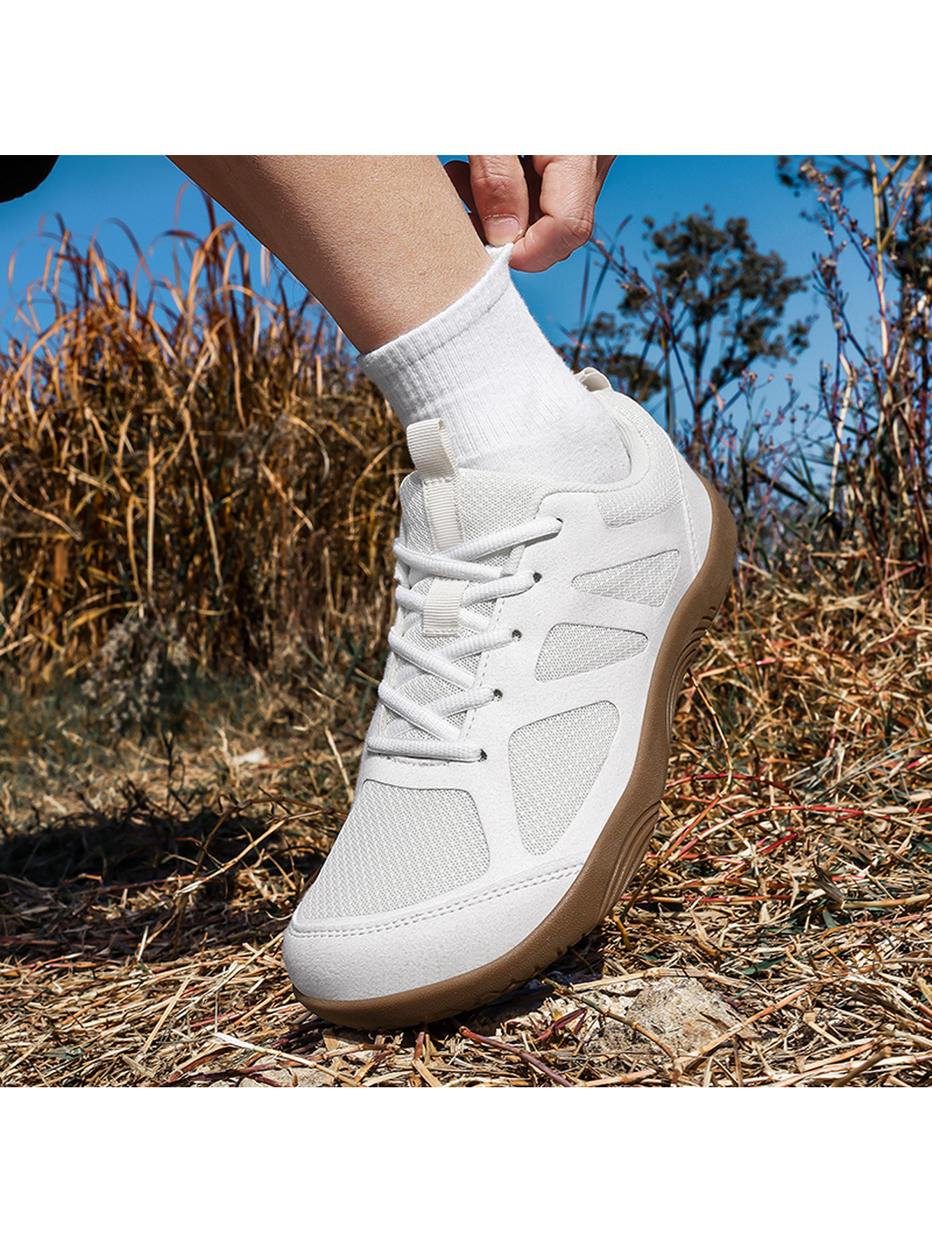 Men White Lightweight Casual Sneakers