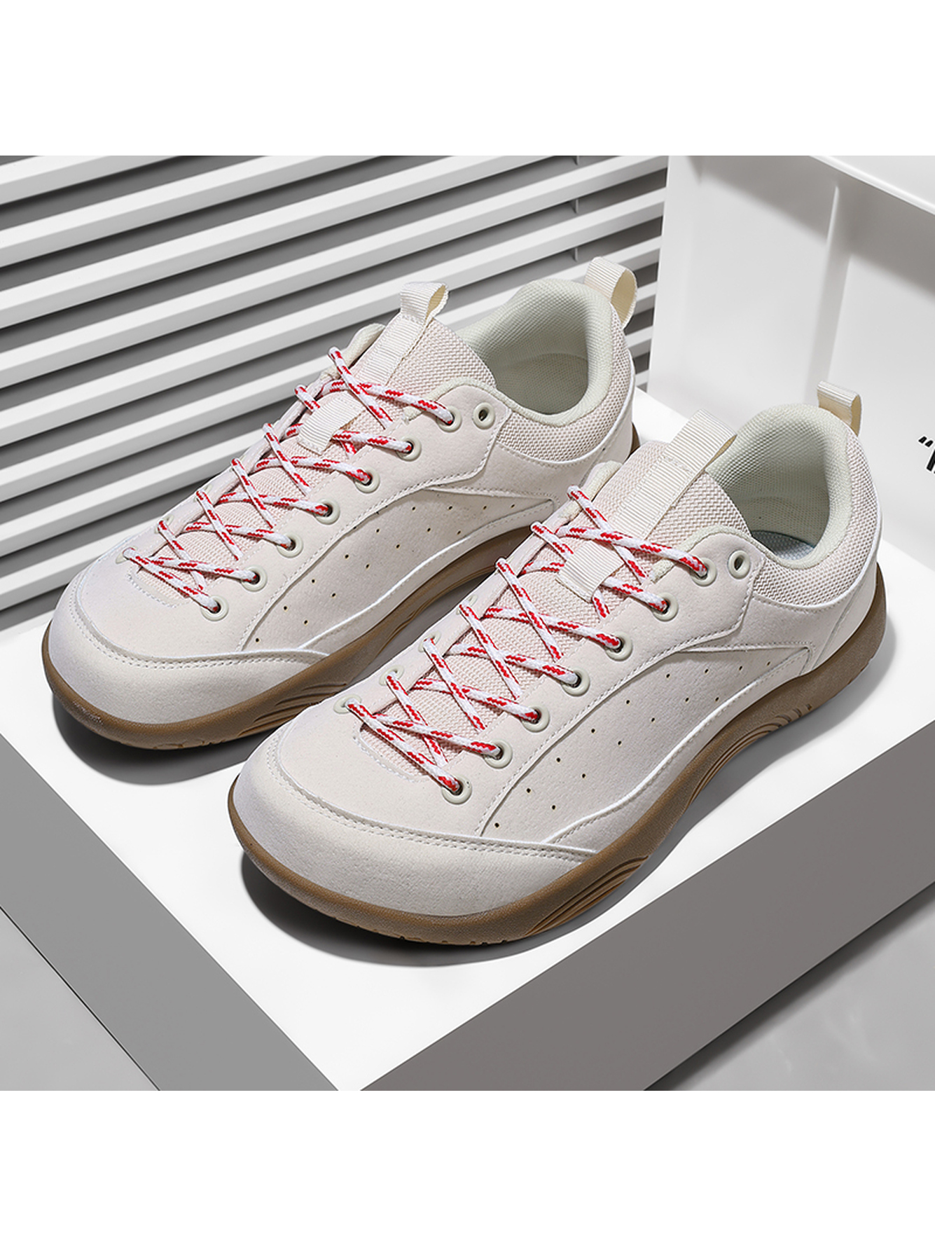 Men Off-White Casual Sneakers with Red Laces