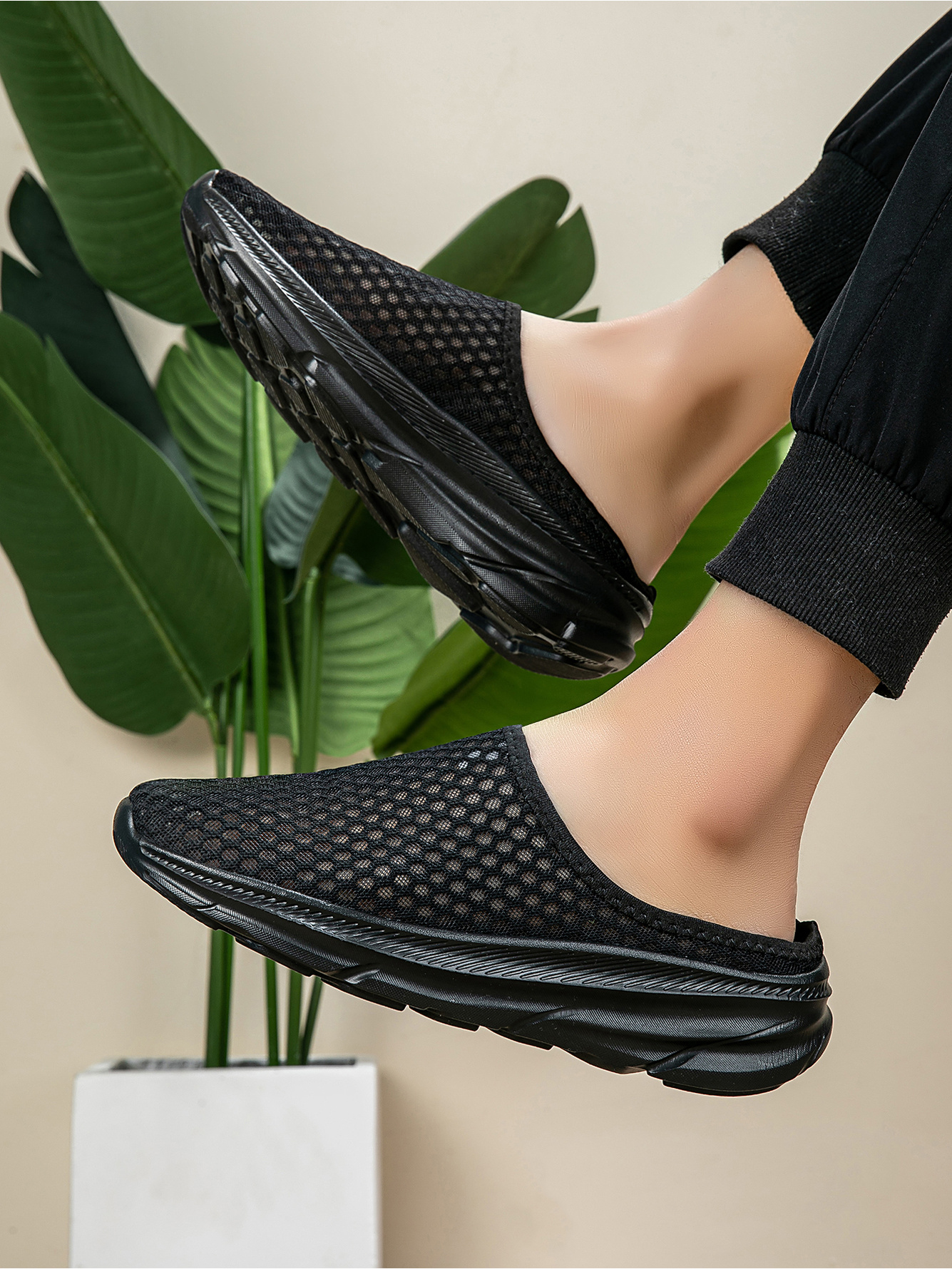 Men Black Mesh Casual Slip-On Mules