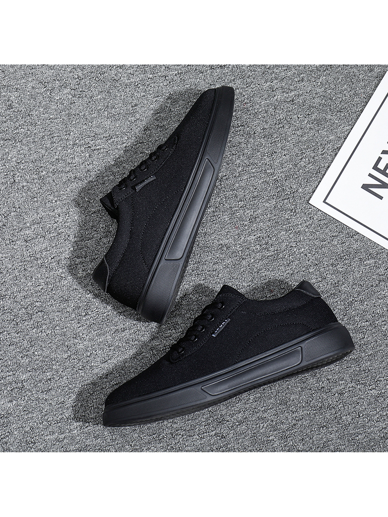 Men Black Casual Sneakers