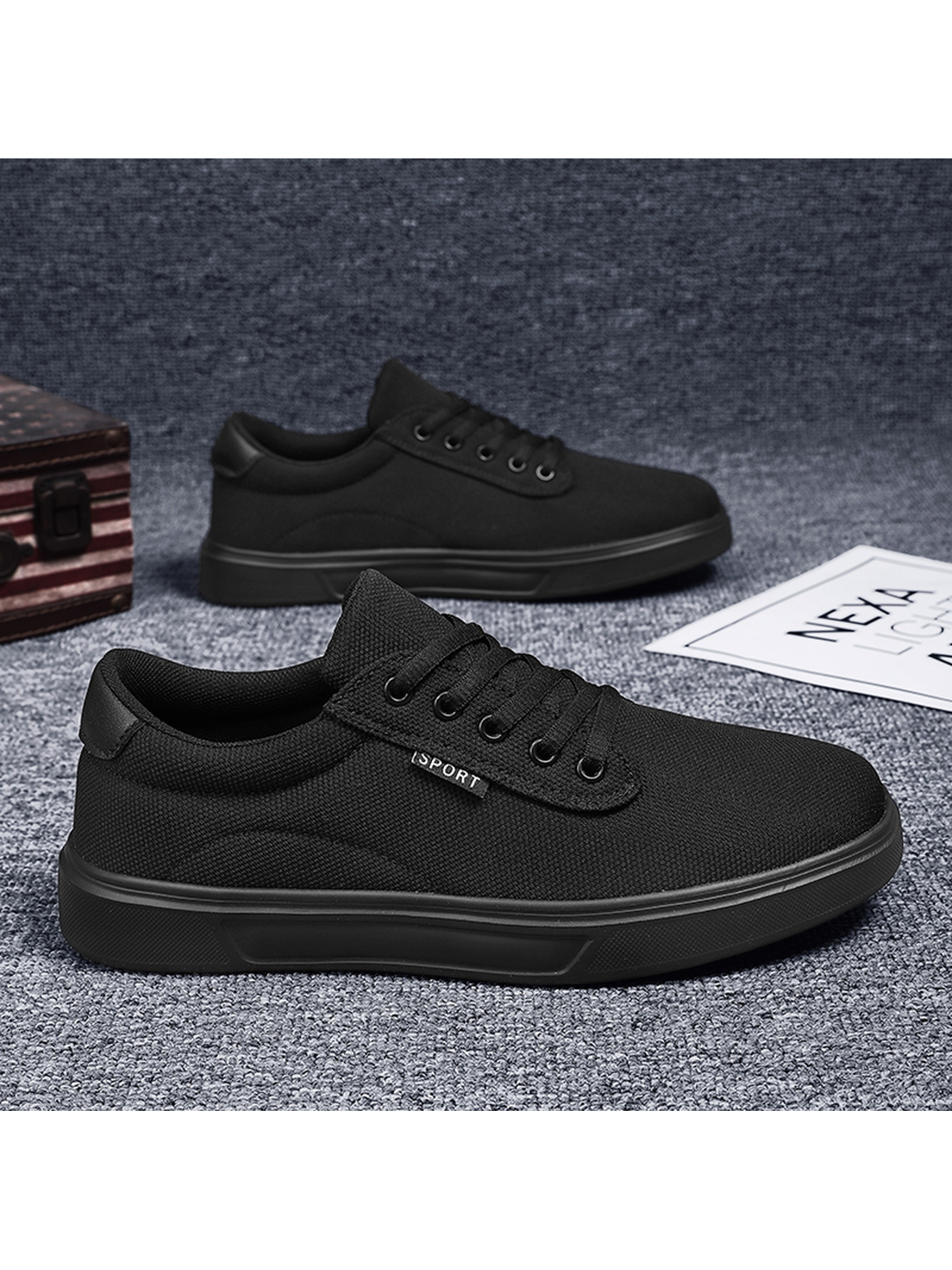 Men Black Casual Sneakers