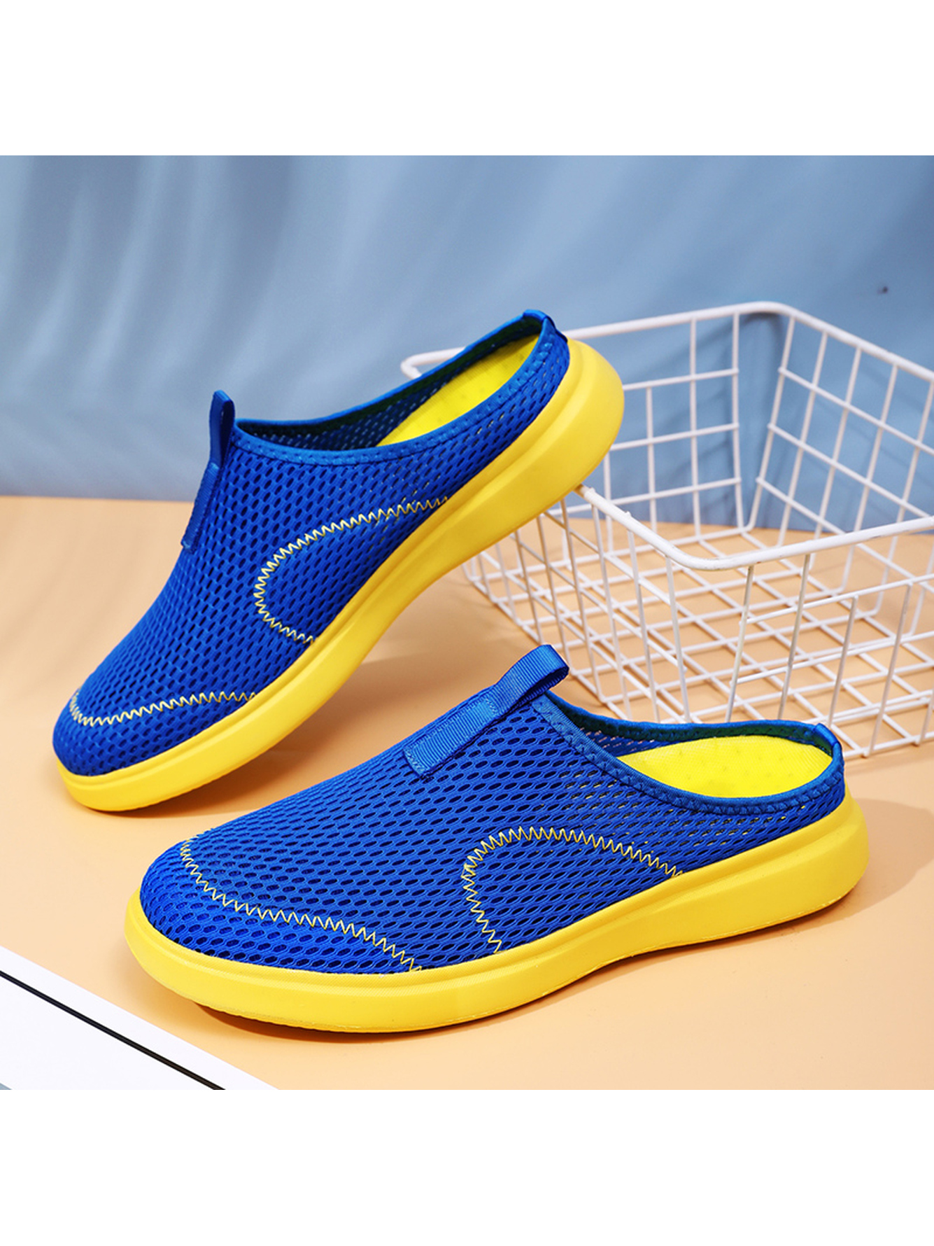 Men Breathable Mesh Slip-On Mules