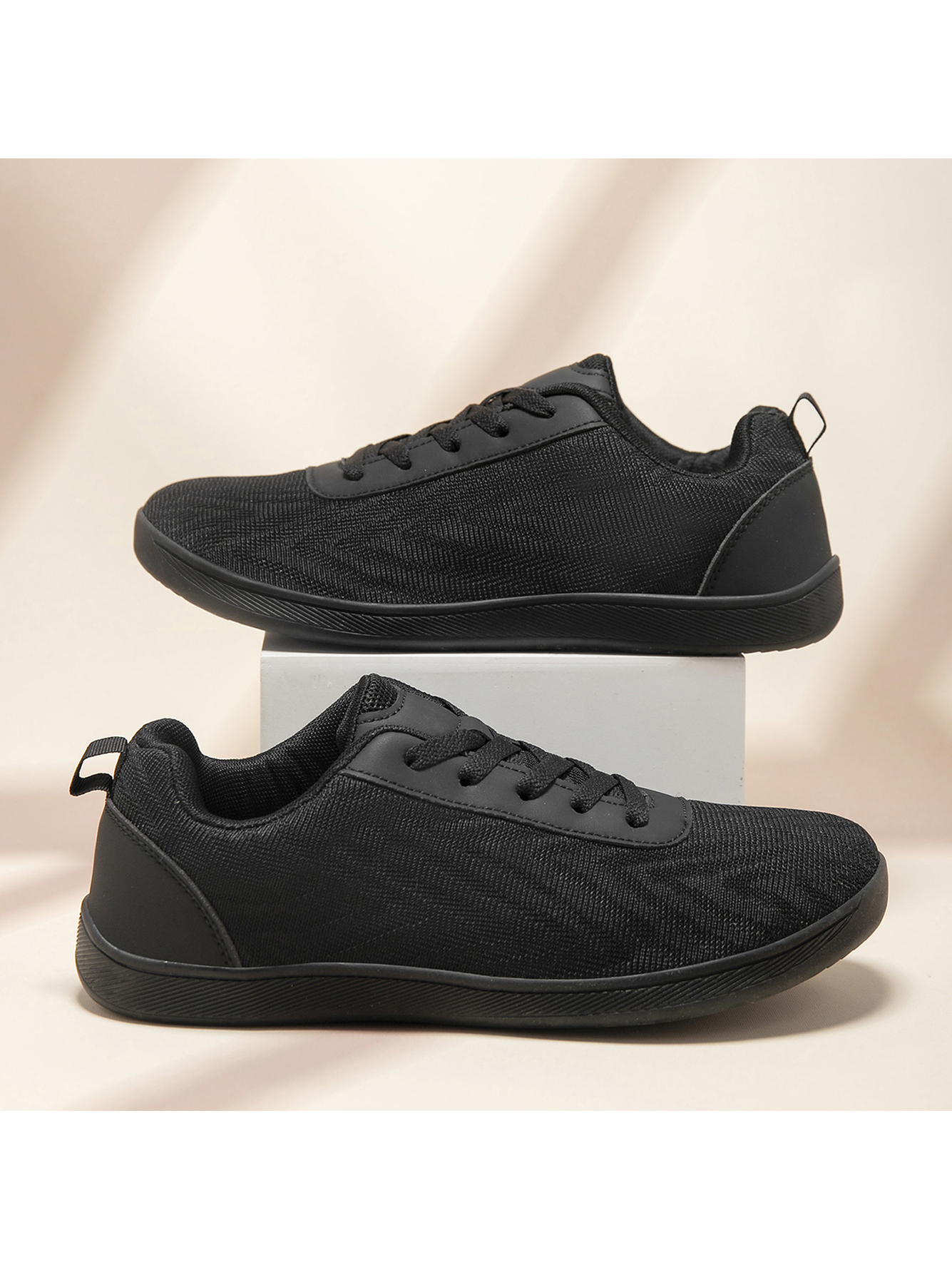 Men Black Mesh Casual Sneakers