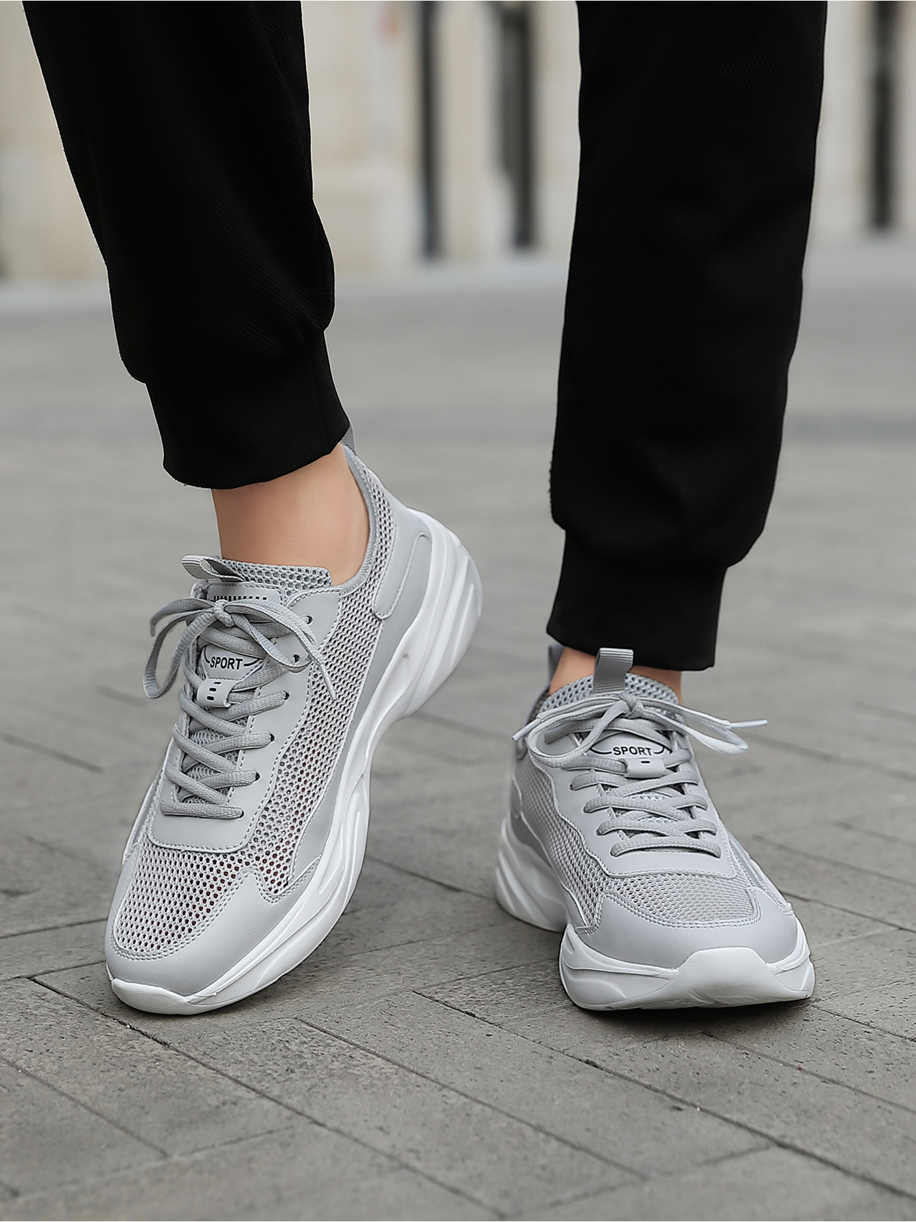 Men Grey Lightweight Mesh Sport Sneakers