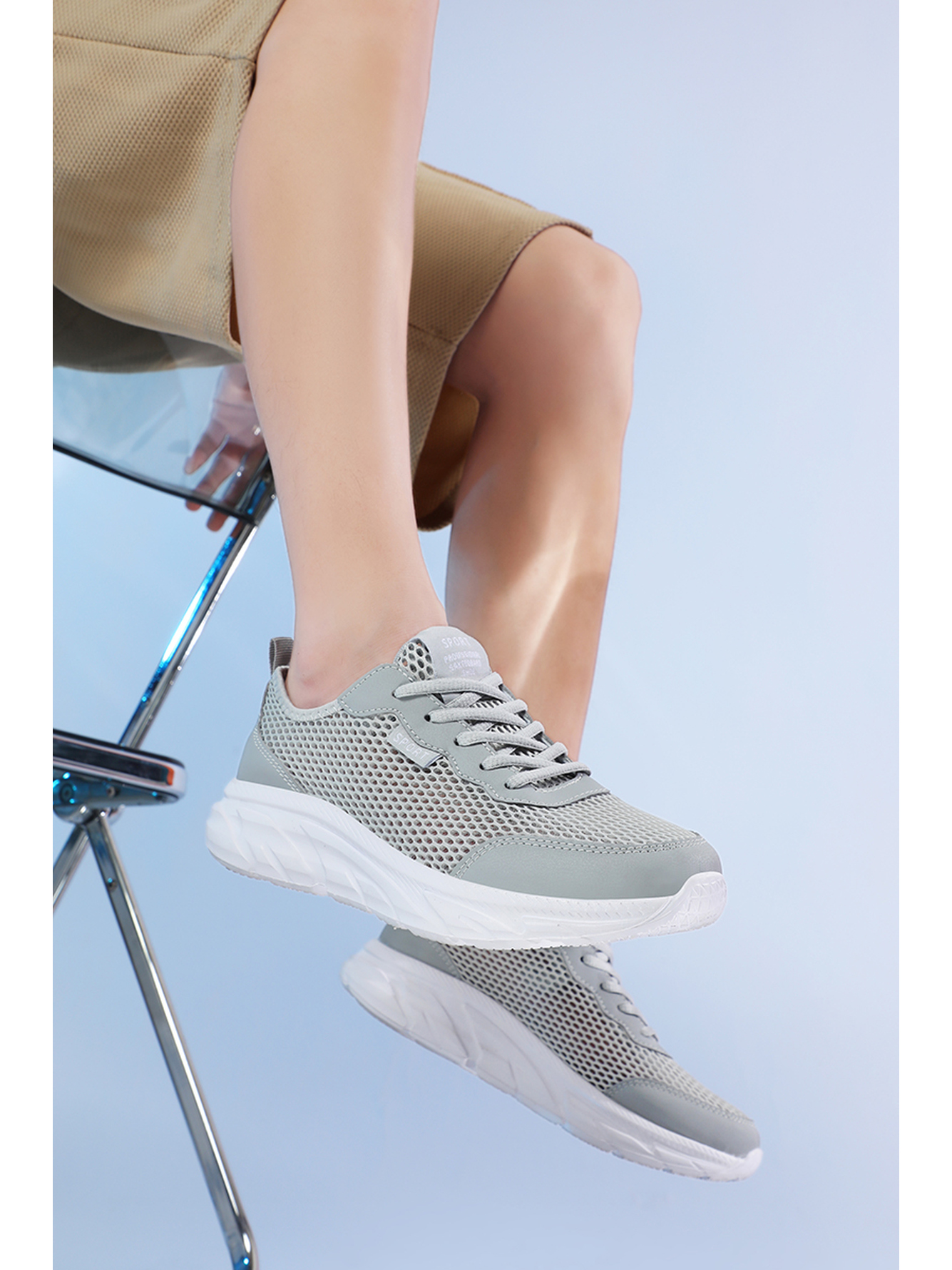 Men Grey Breathable Mesh Sports Sneakers