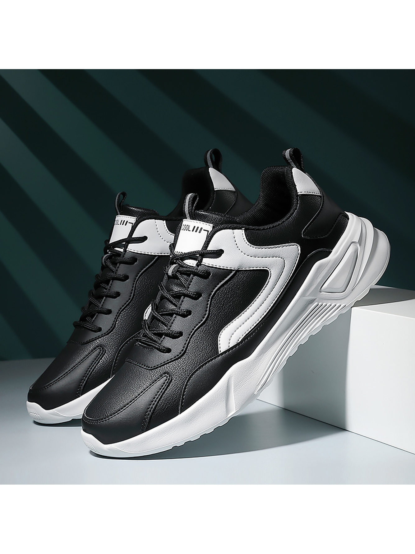 Men Black and White Sporty Casual Sneakers