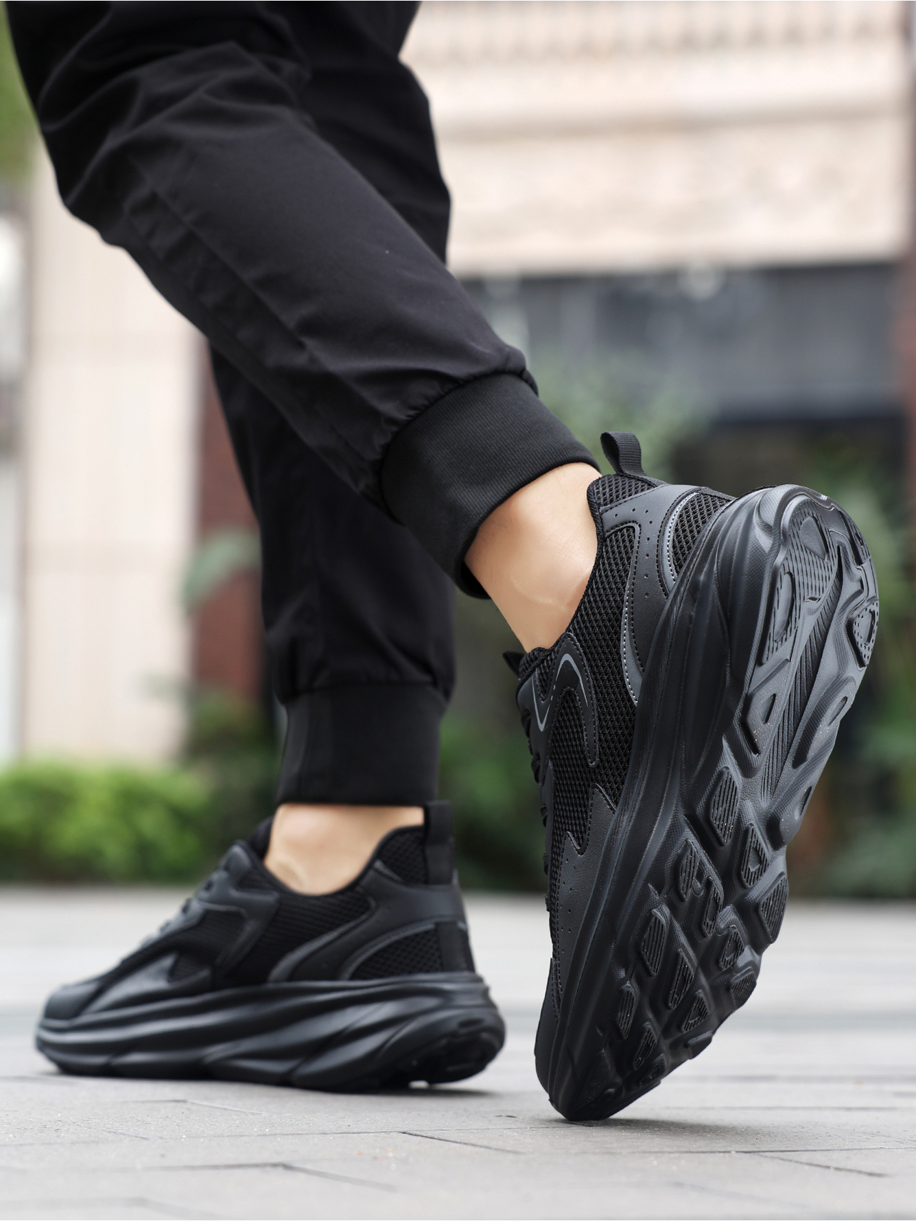 Men Black Sports Sneakers