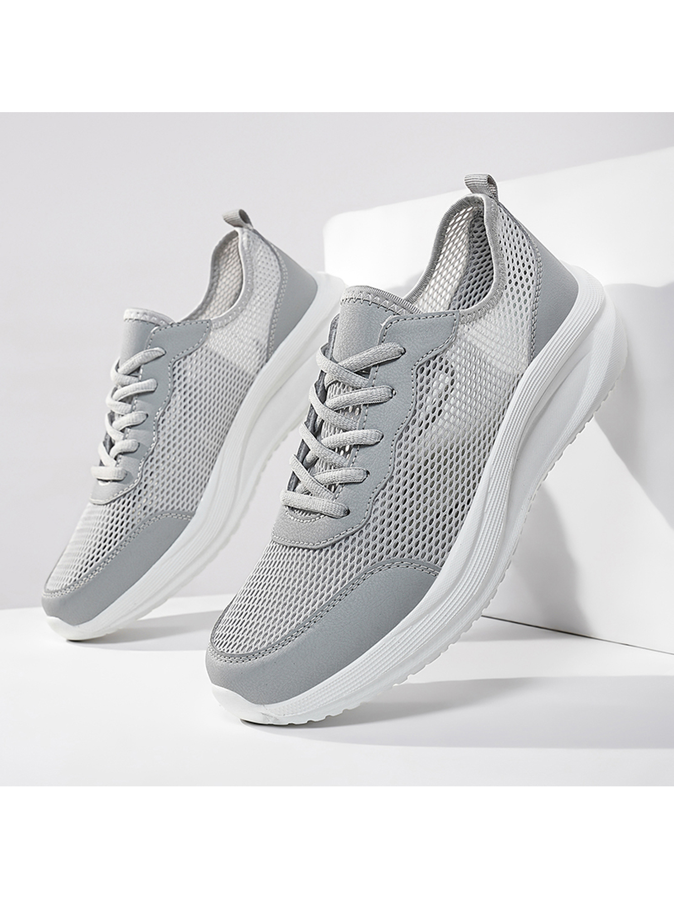 Men Grey Breathable Mesh Sports Sneakers