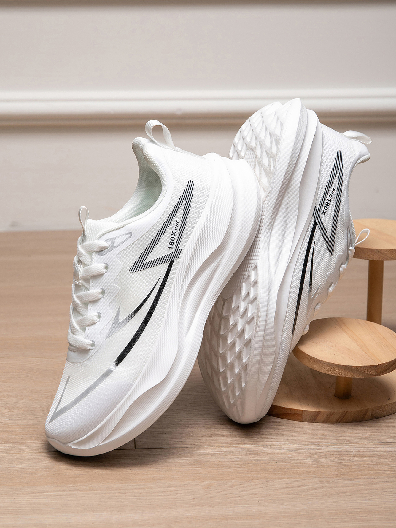 Men White 180X Pro Sports Running Shoes