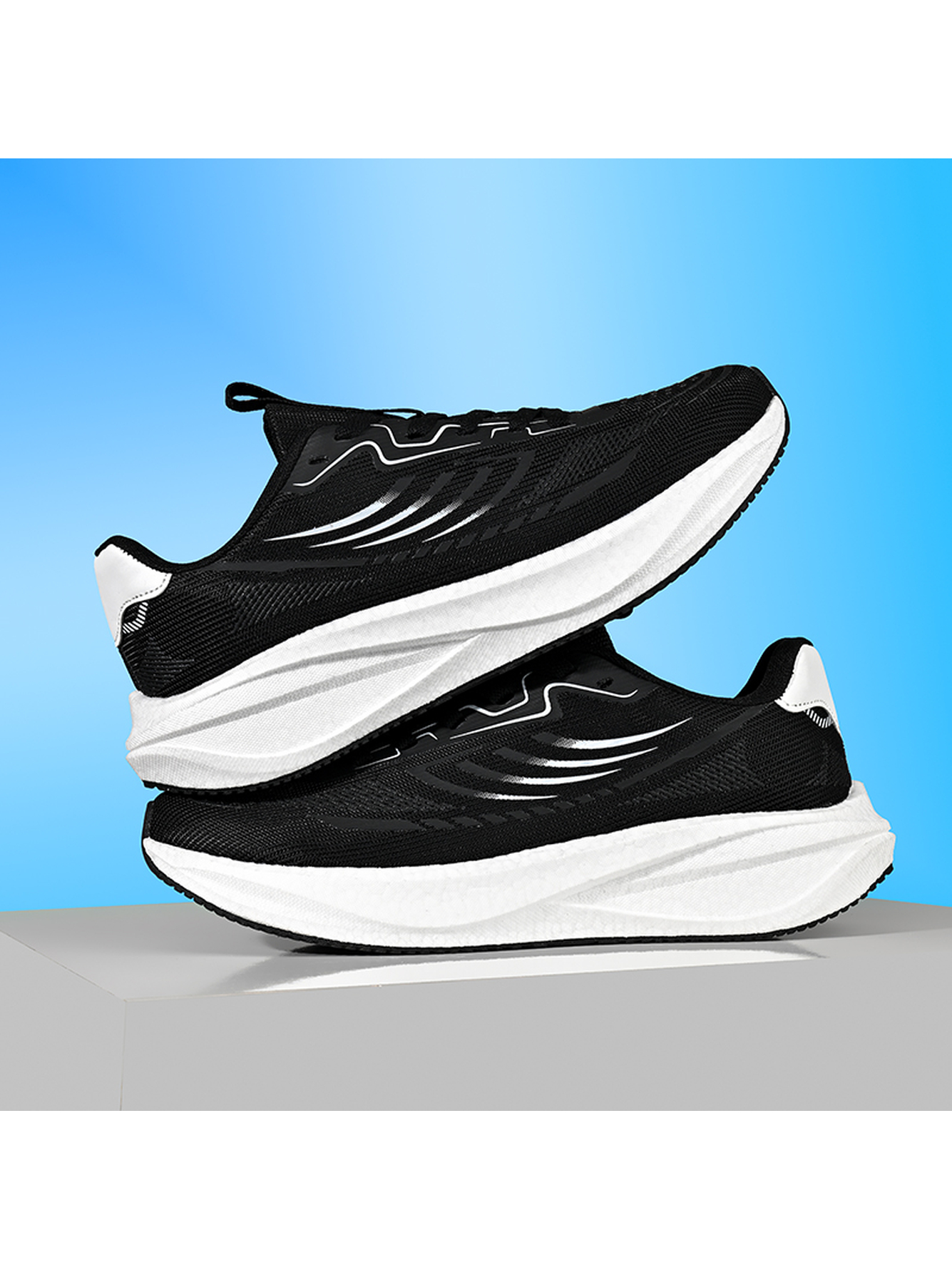 Men Black Lightweight Running Shoes