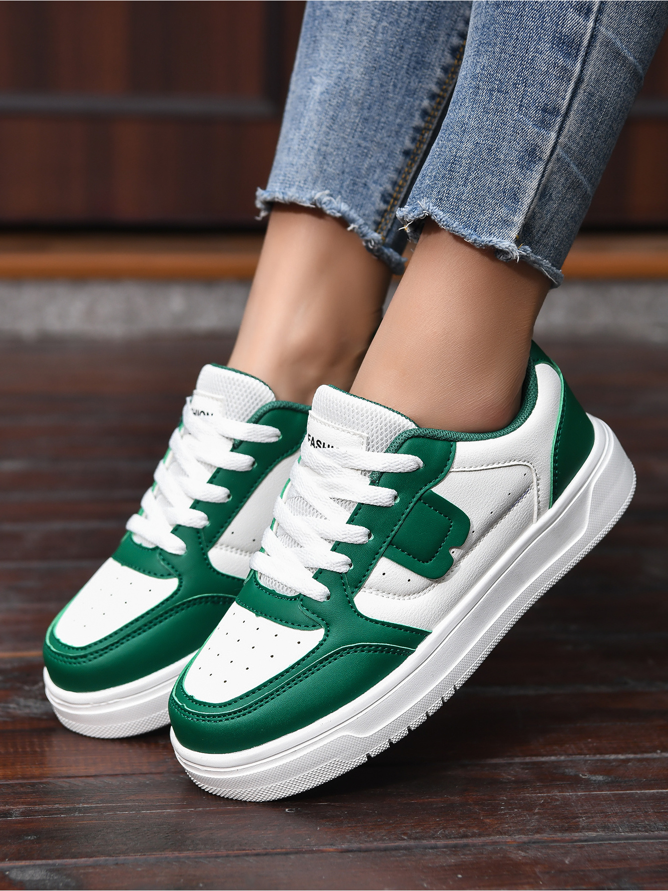 Emerald Green Lace-Up Casual Sneakers