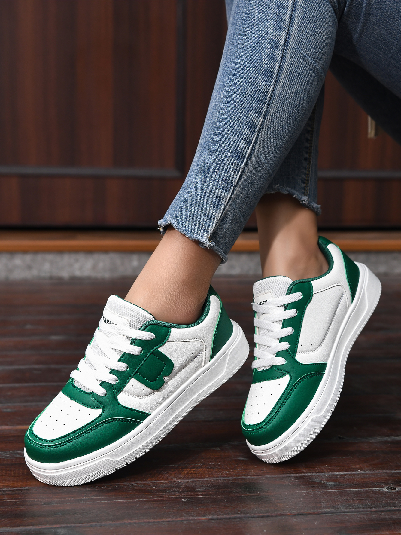 Emerald Green Lace-Up Casual Sneakers