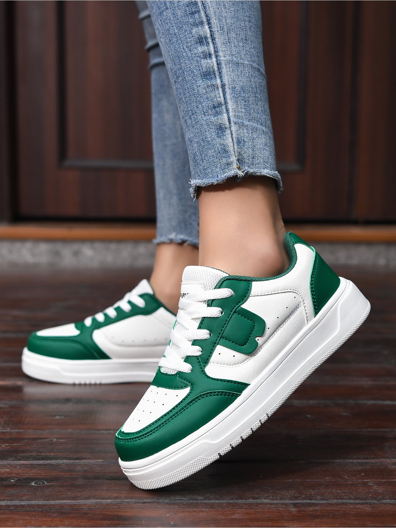Emerald Green Lace-Up Casual Sneakers