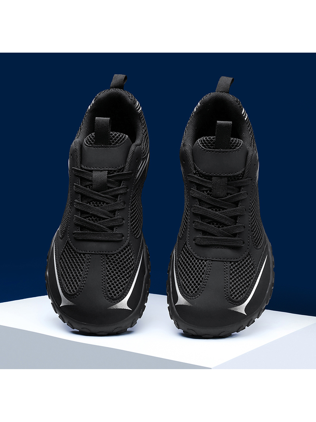 Men Black Mesh Sports Sneakers