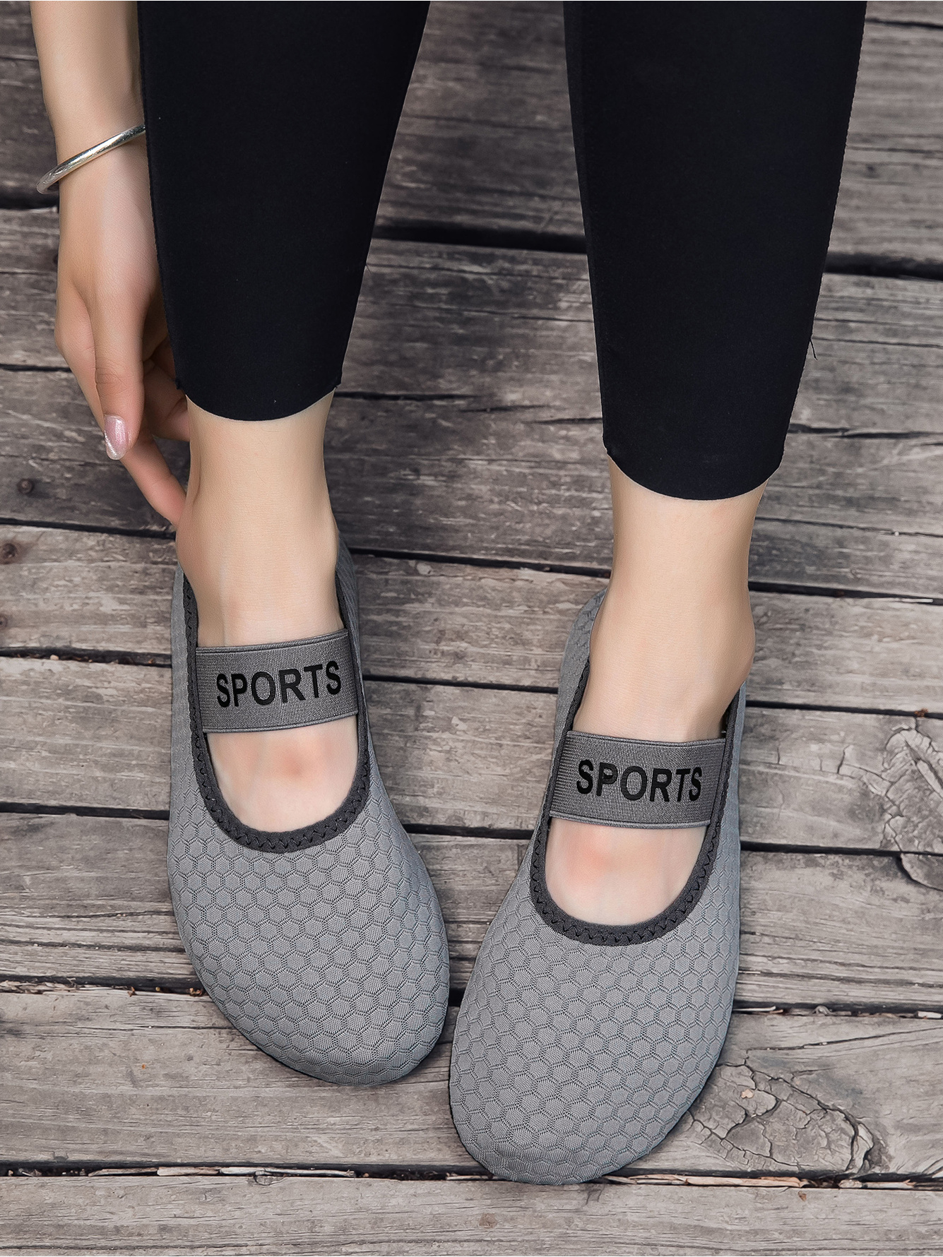 Grey Hexagon Knit Sports Water Shoes
