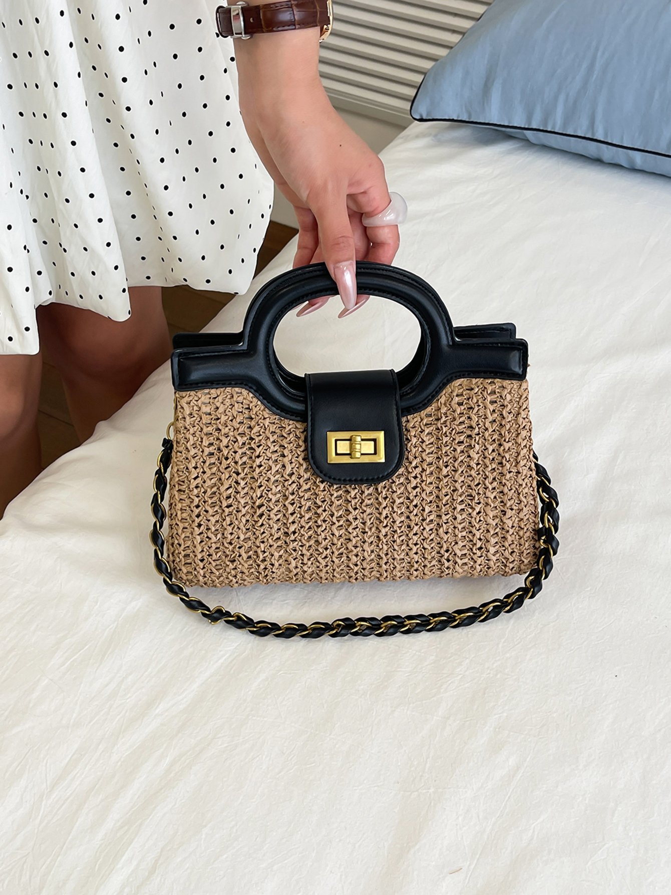 Textured Crossbody Bag with Chain Strap