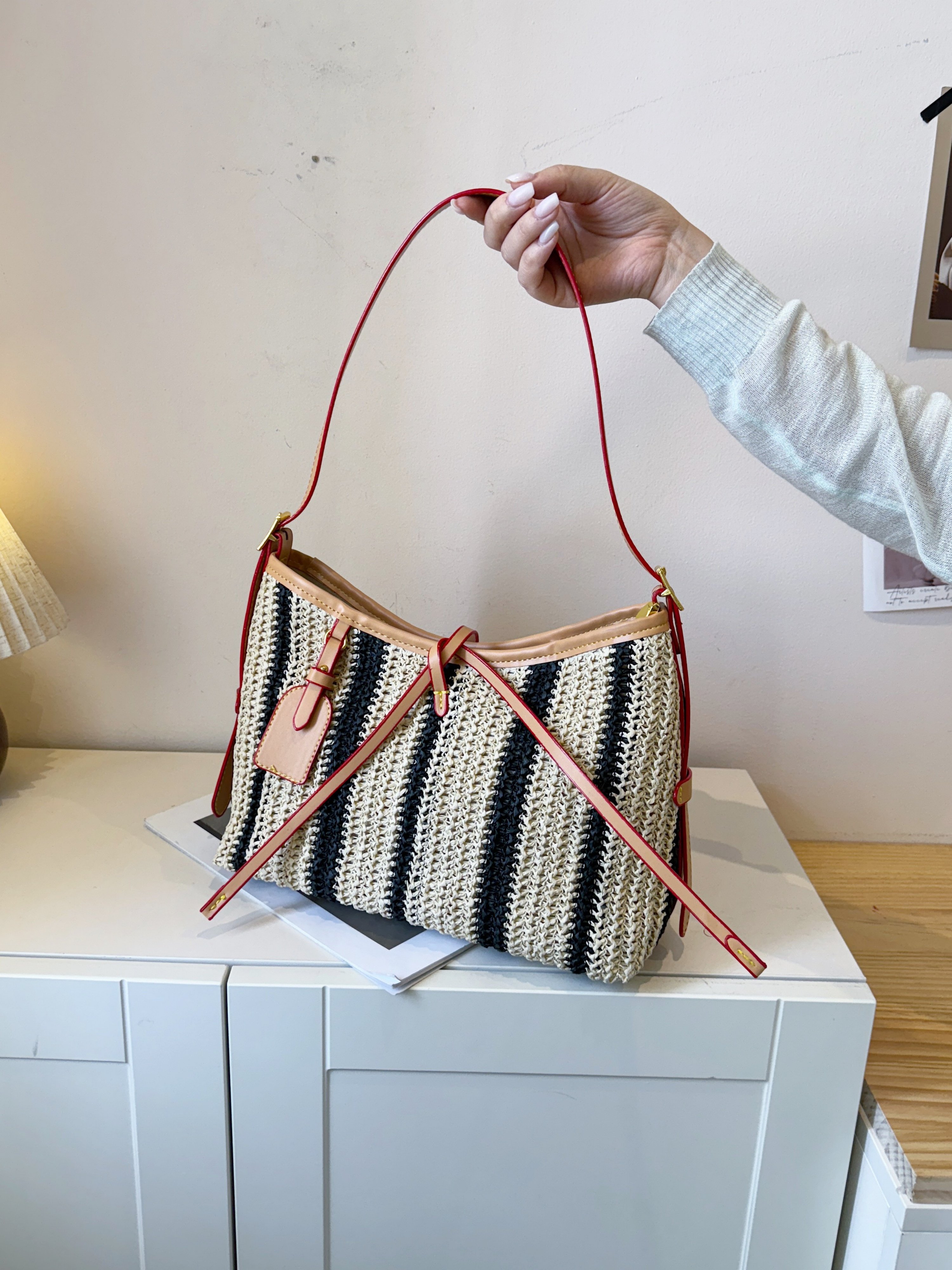 Striped Straw Shoulder Bag