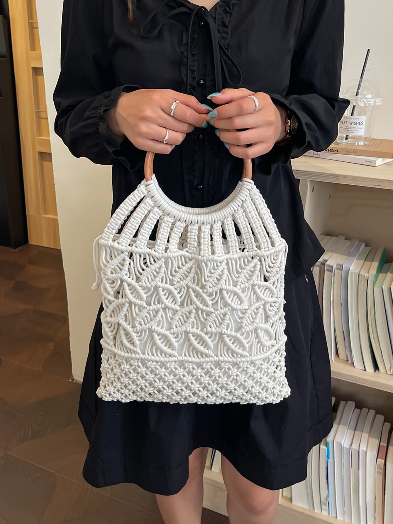 White Macrame Handbag with Wooden Handle