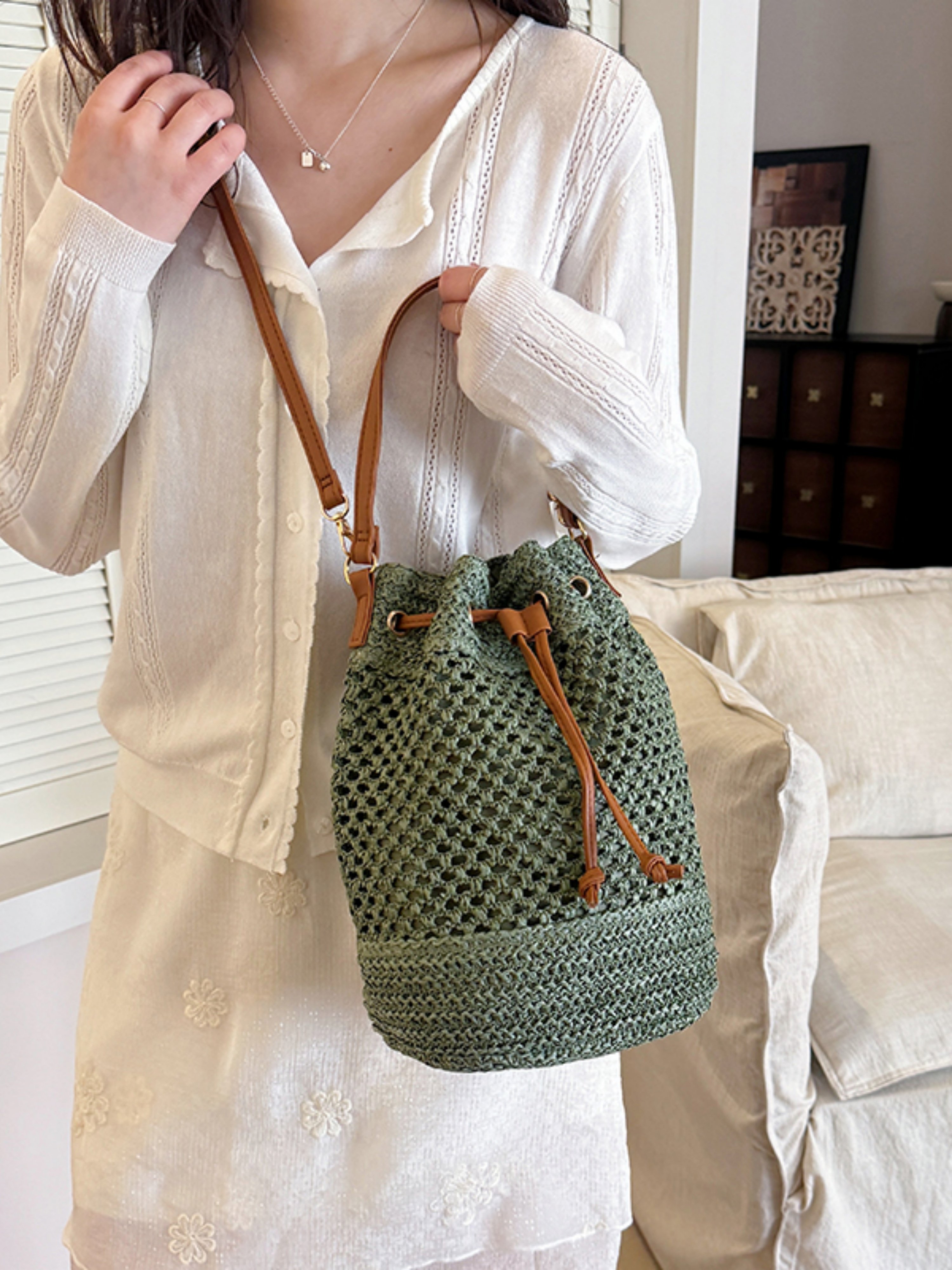 Green Woven Bucket Shoulder Bag