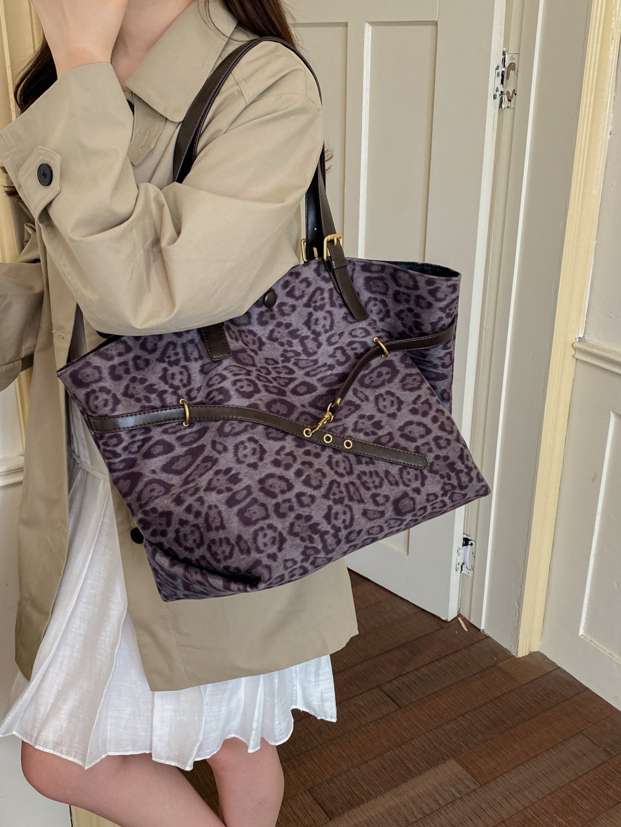 Leopard Print Tote Bag with Buckle Details