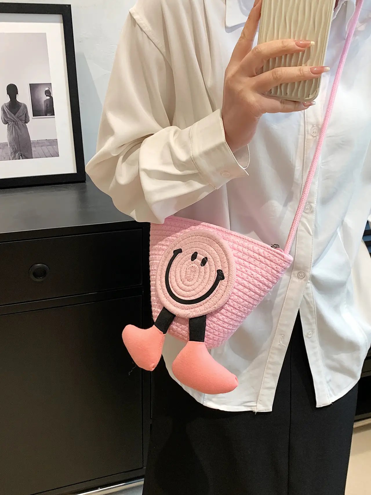 Pink Straw Smiley Face Crossbody Bag