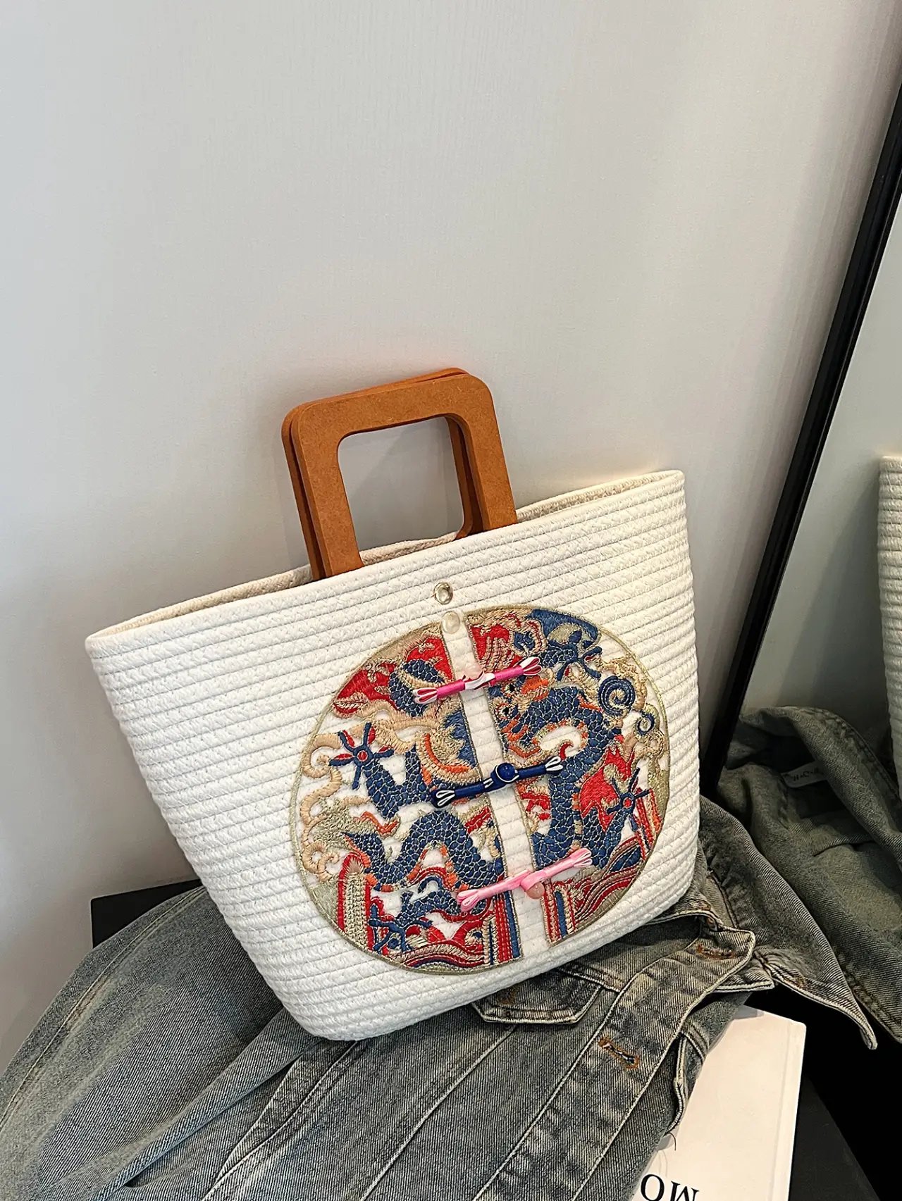 White Embroidered Dragon Handbag with Wooden Handle