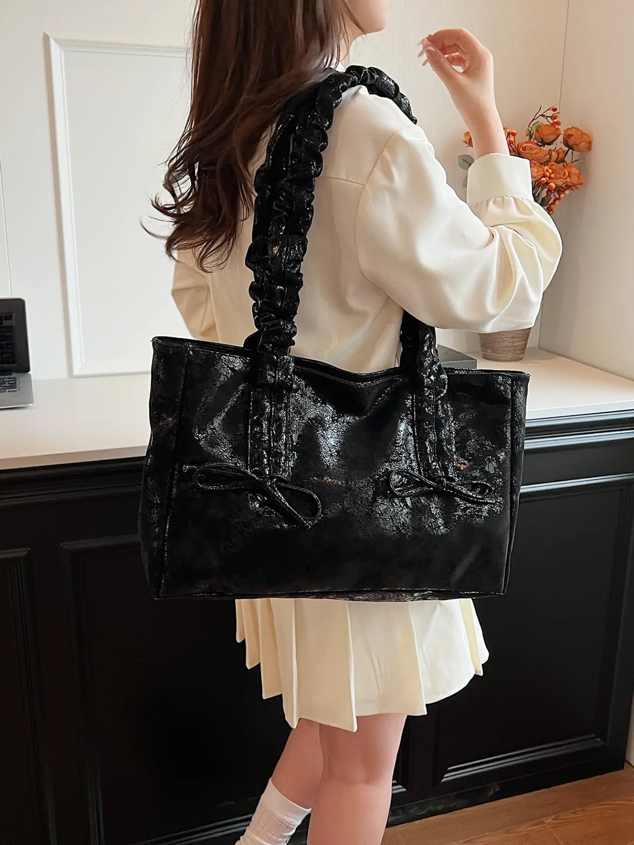 Black Ruched Handle Tote Shoulder Bag