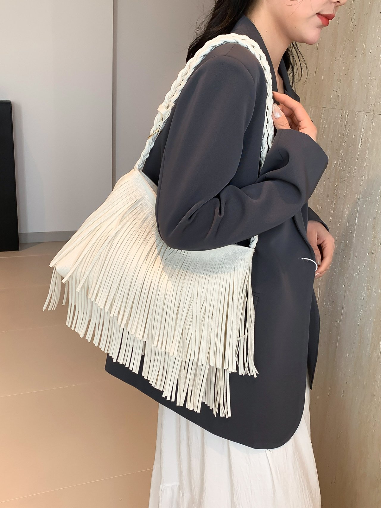 White Fringe Shoulder Bag