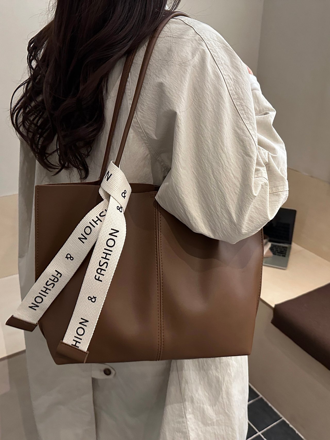 Brown Faux Leather Shoulder Bag with Fashion Strap