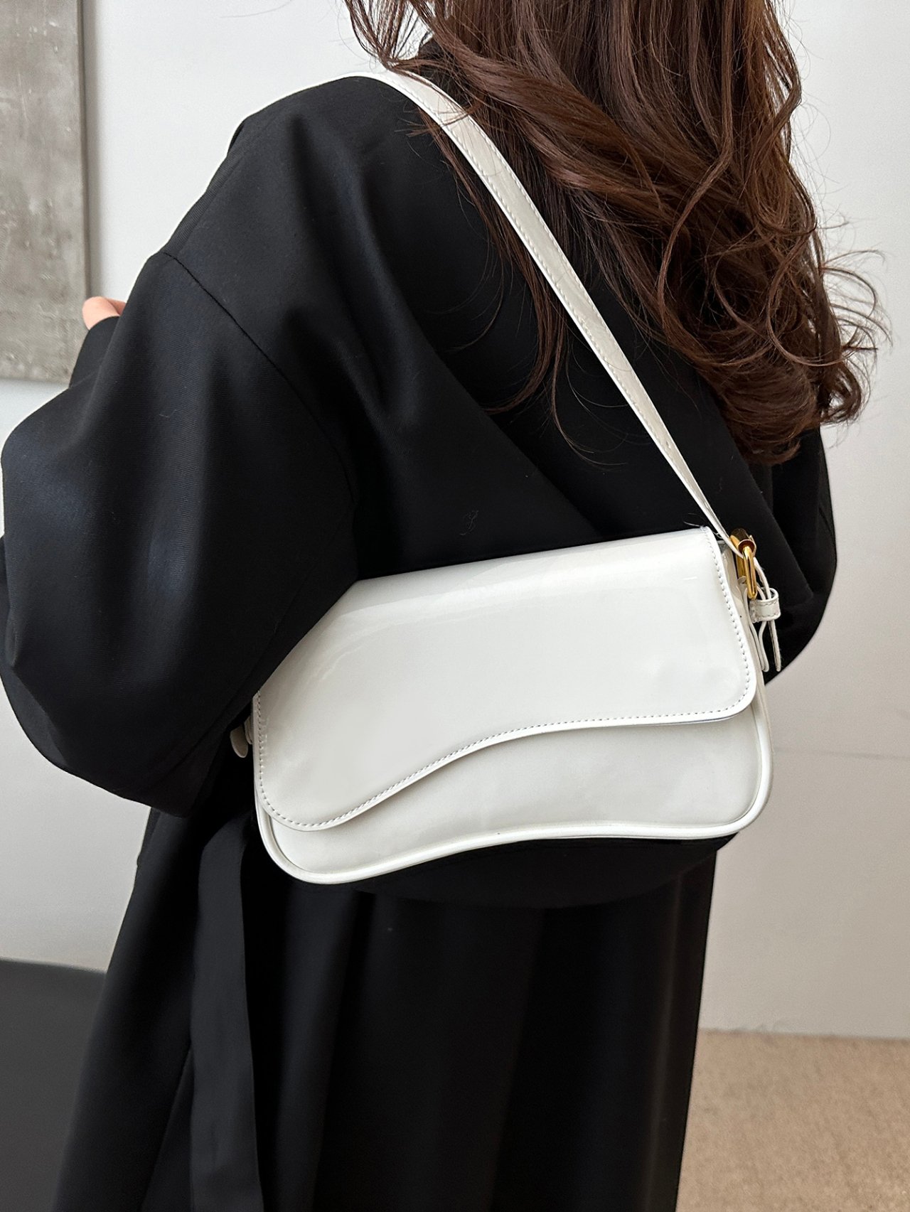 White Solid Flap Shoulder Bag