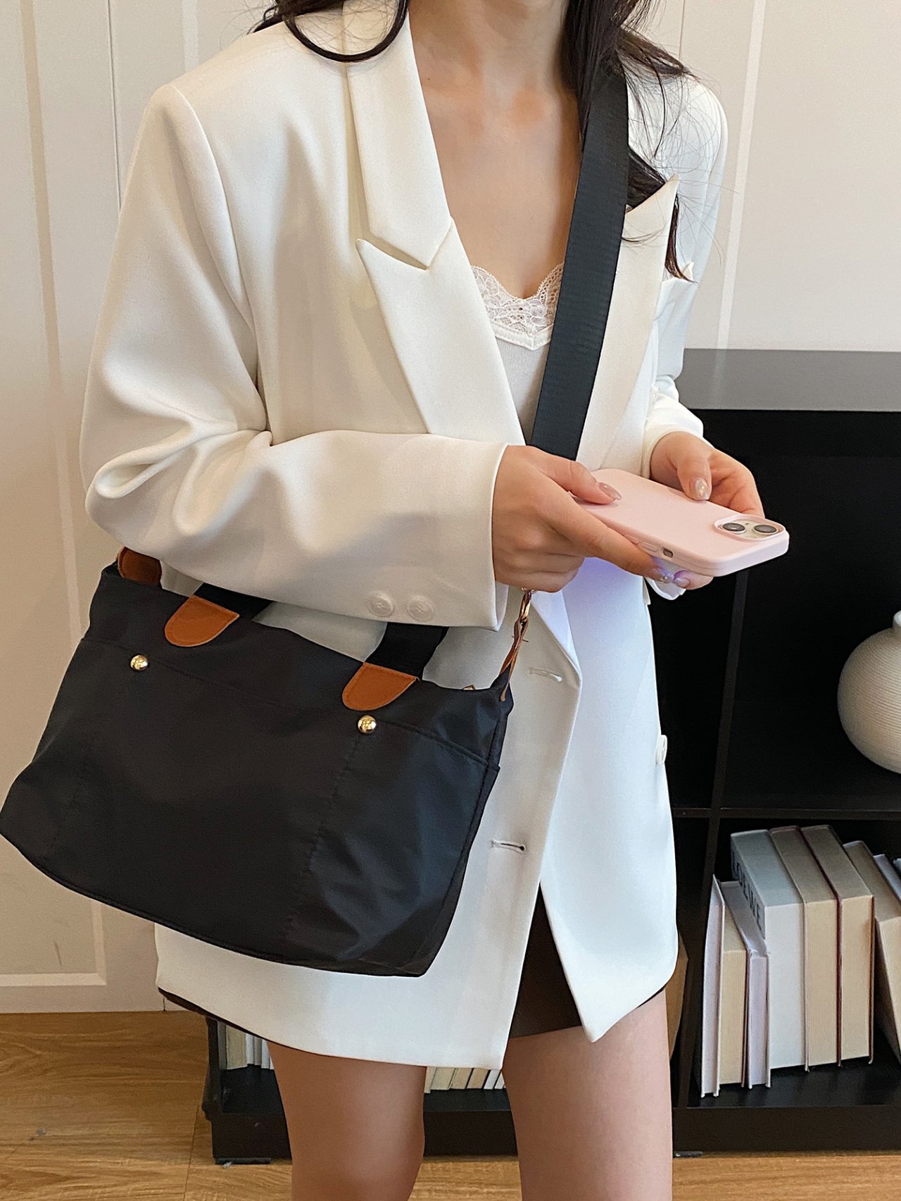 Black Solid Crossbody Bag with Contrast Trim