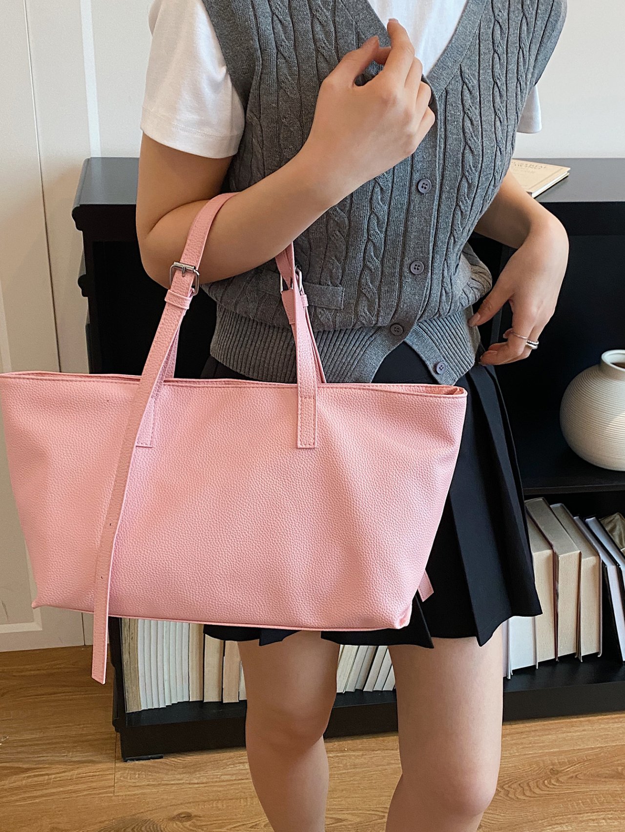 Pink Everyday Tote Bag