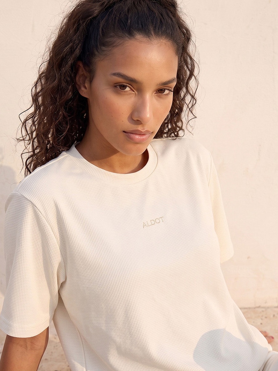 Waffle Textured 2-Way Stretch T-Shirt
