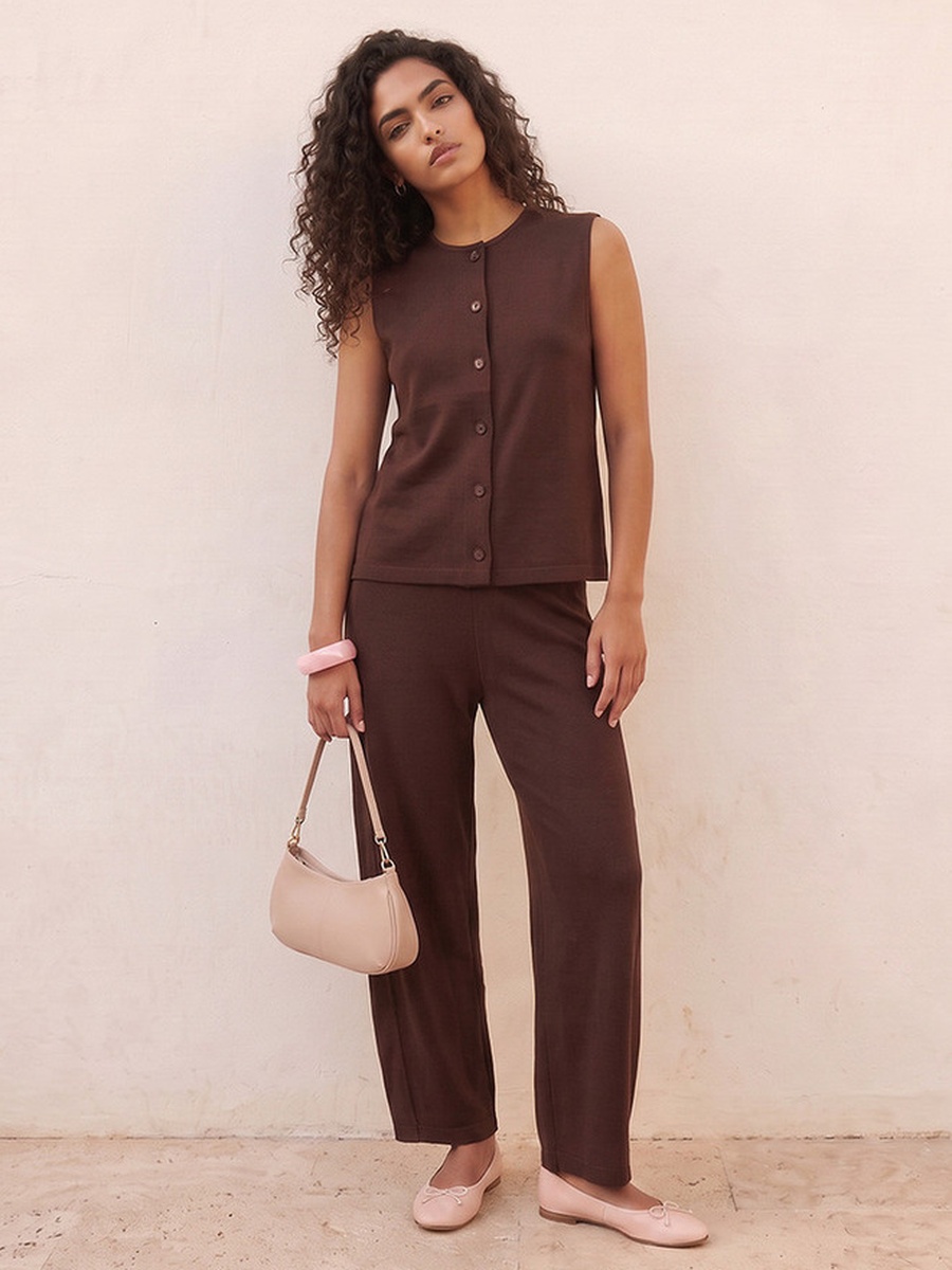 Textured Sleeveless Top with Buttons