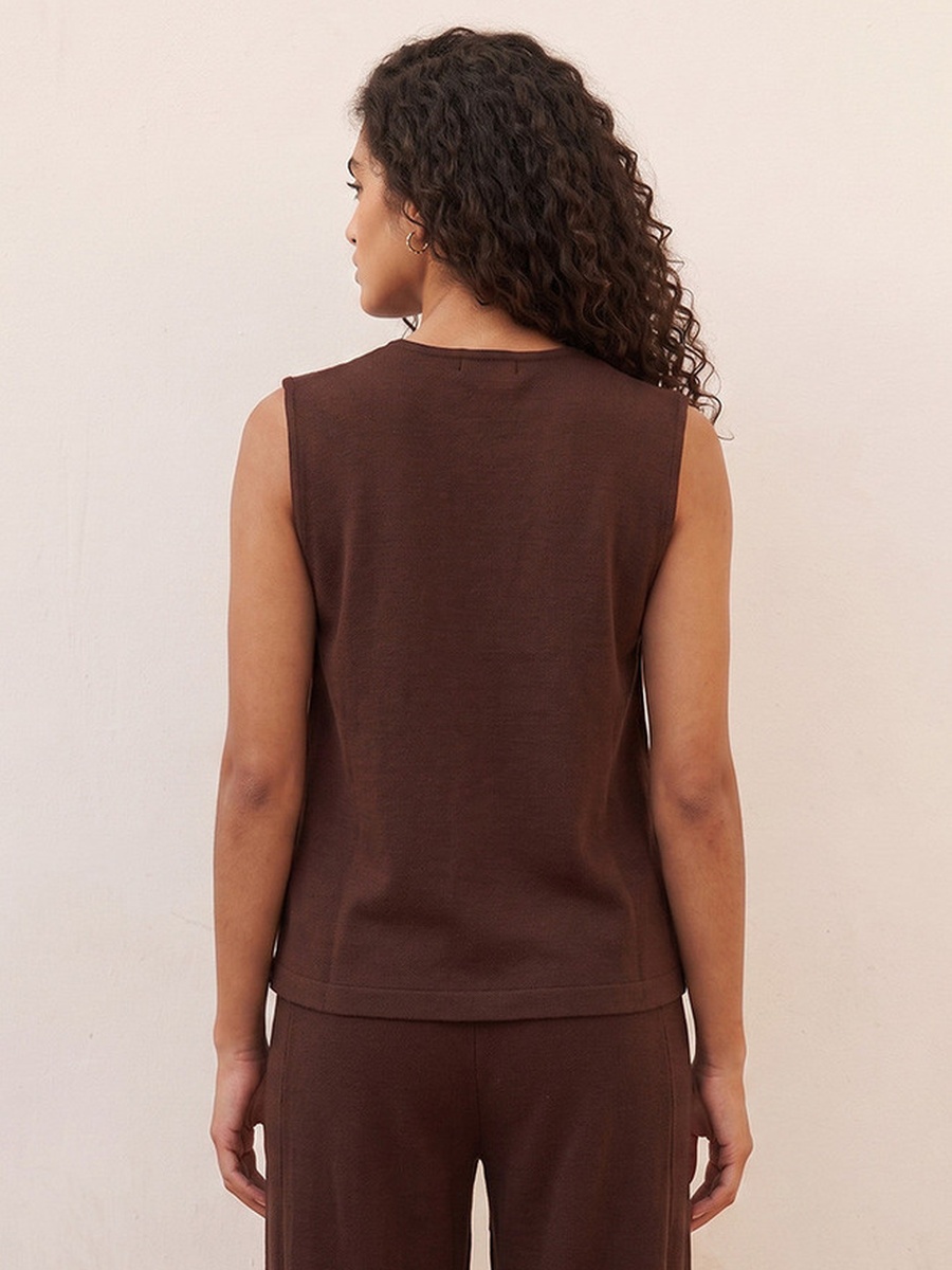 Textured Sleeveless Top with Buttons