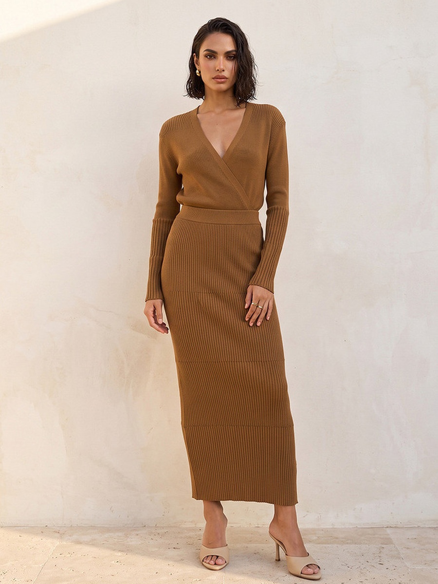 Maxi Ribbed Skirt with Elastic Waist