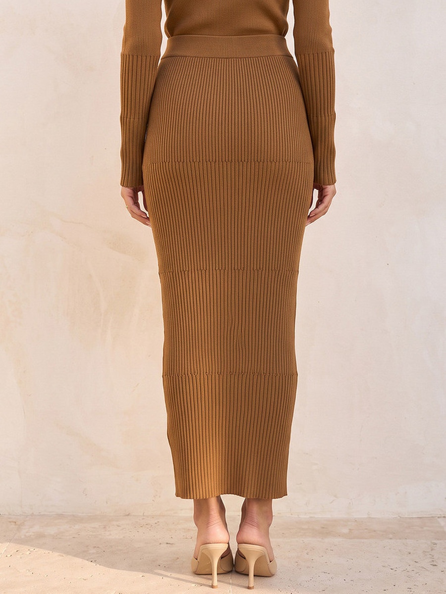 Maxi Ribbed Skirt with Elastic Waist