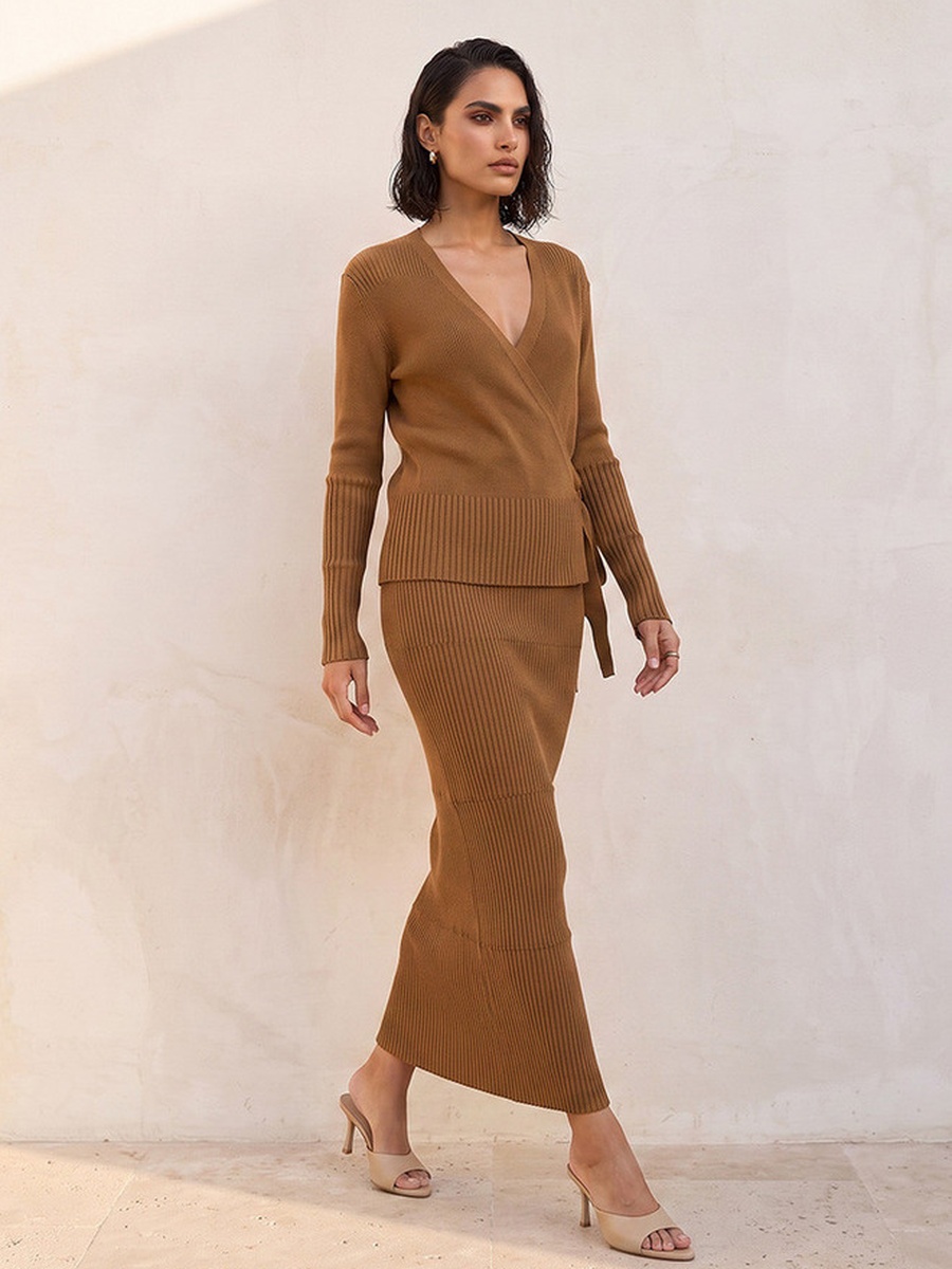 Maxi Ribbed Skirt with Elastic Waist