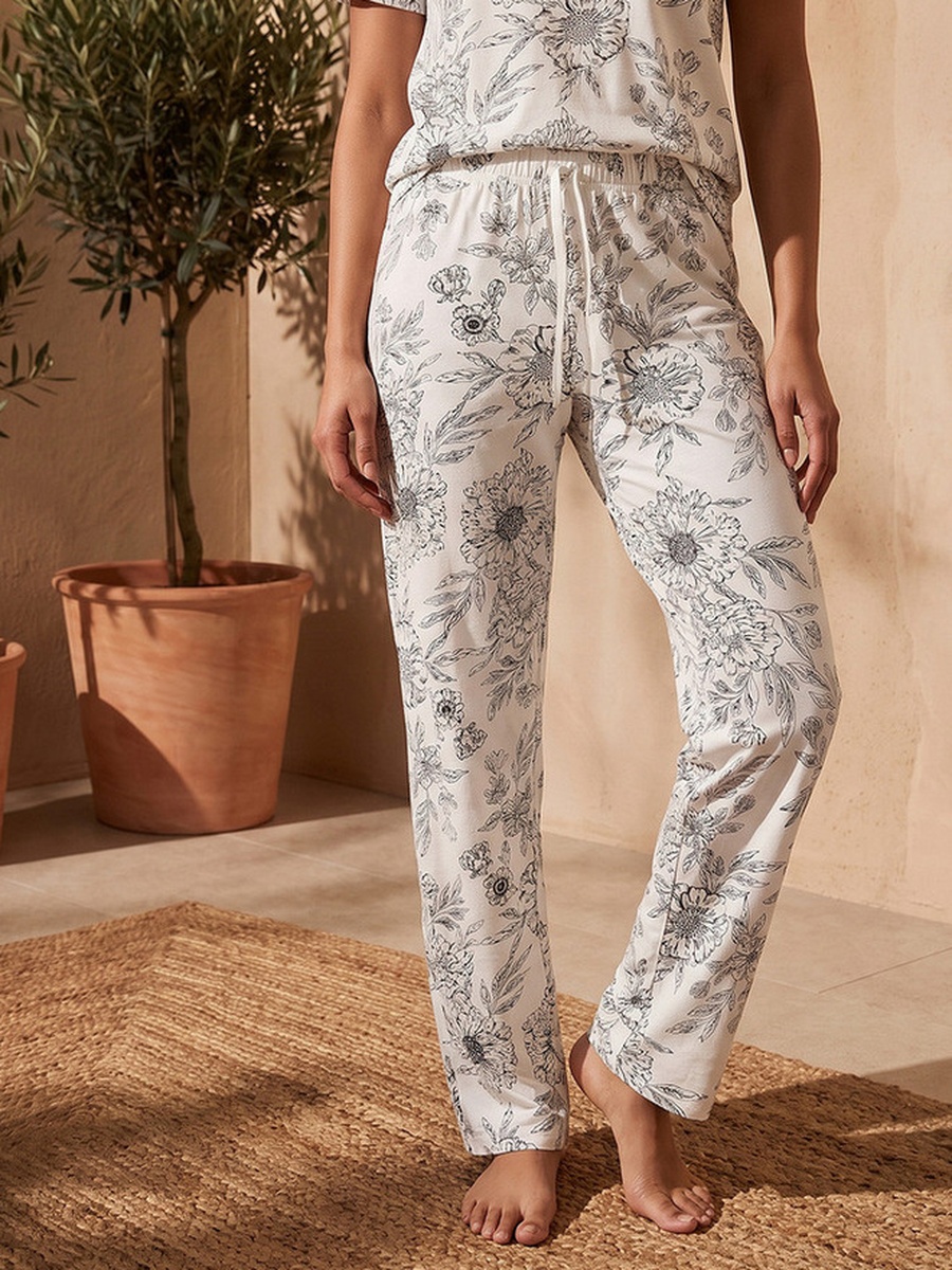 Printed Crew Neck T-Shirt and Pyjama Set