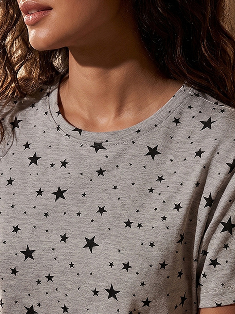 Pyjama Set with Star Print T-Shirt and Trousers