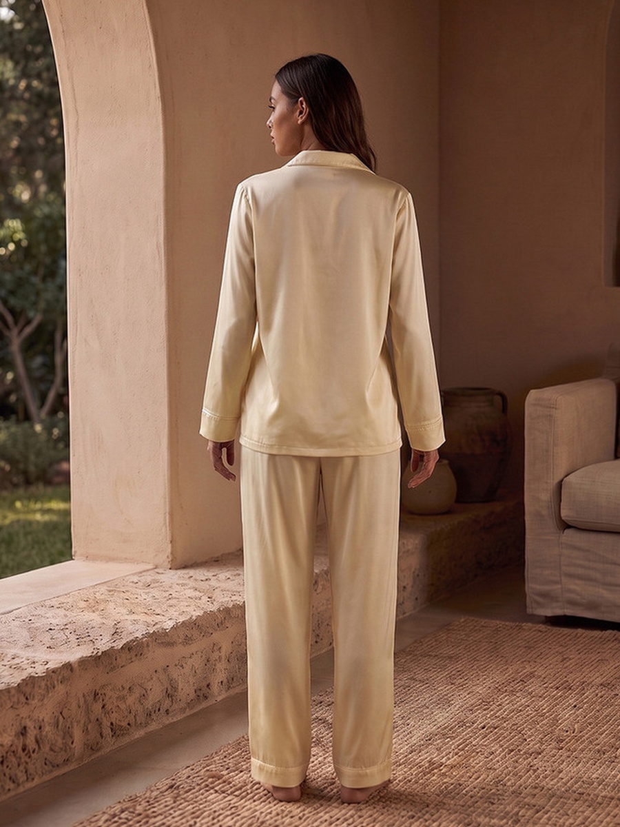 Pyjama Set with Notch Collar Shirt and Pyjamas