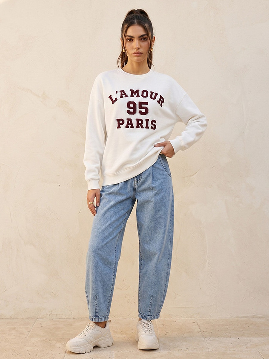 Sweatshirt with Embroidery