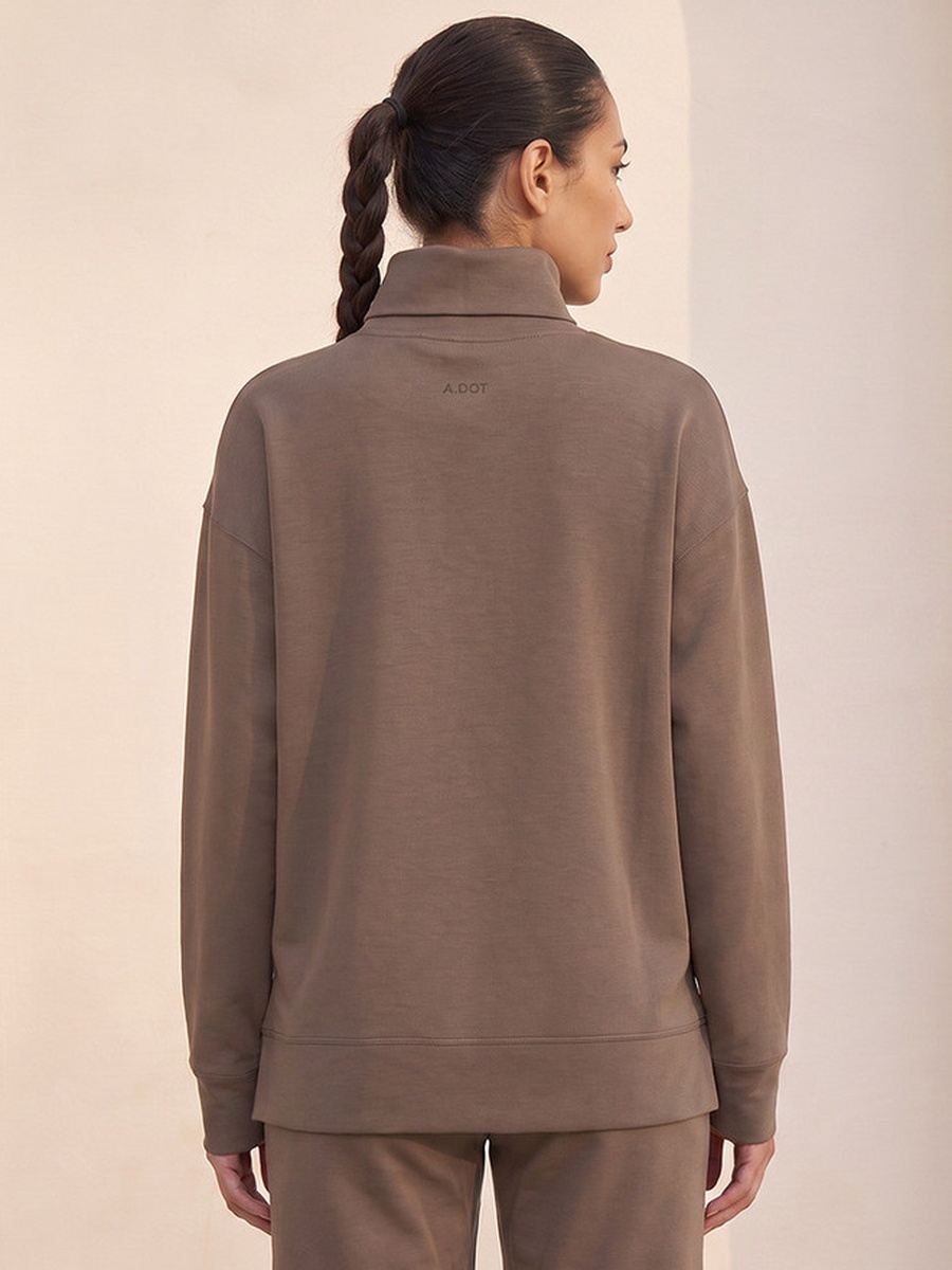 Sweatshirt with Turtle Neck