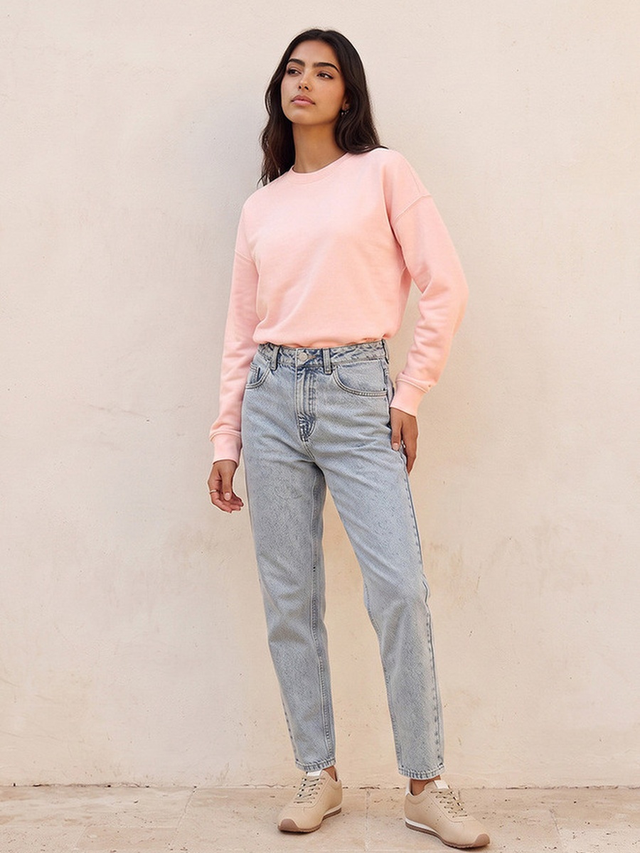 Sweatshirt with Drop Shoulder