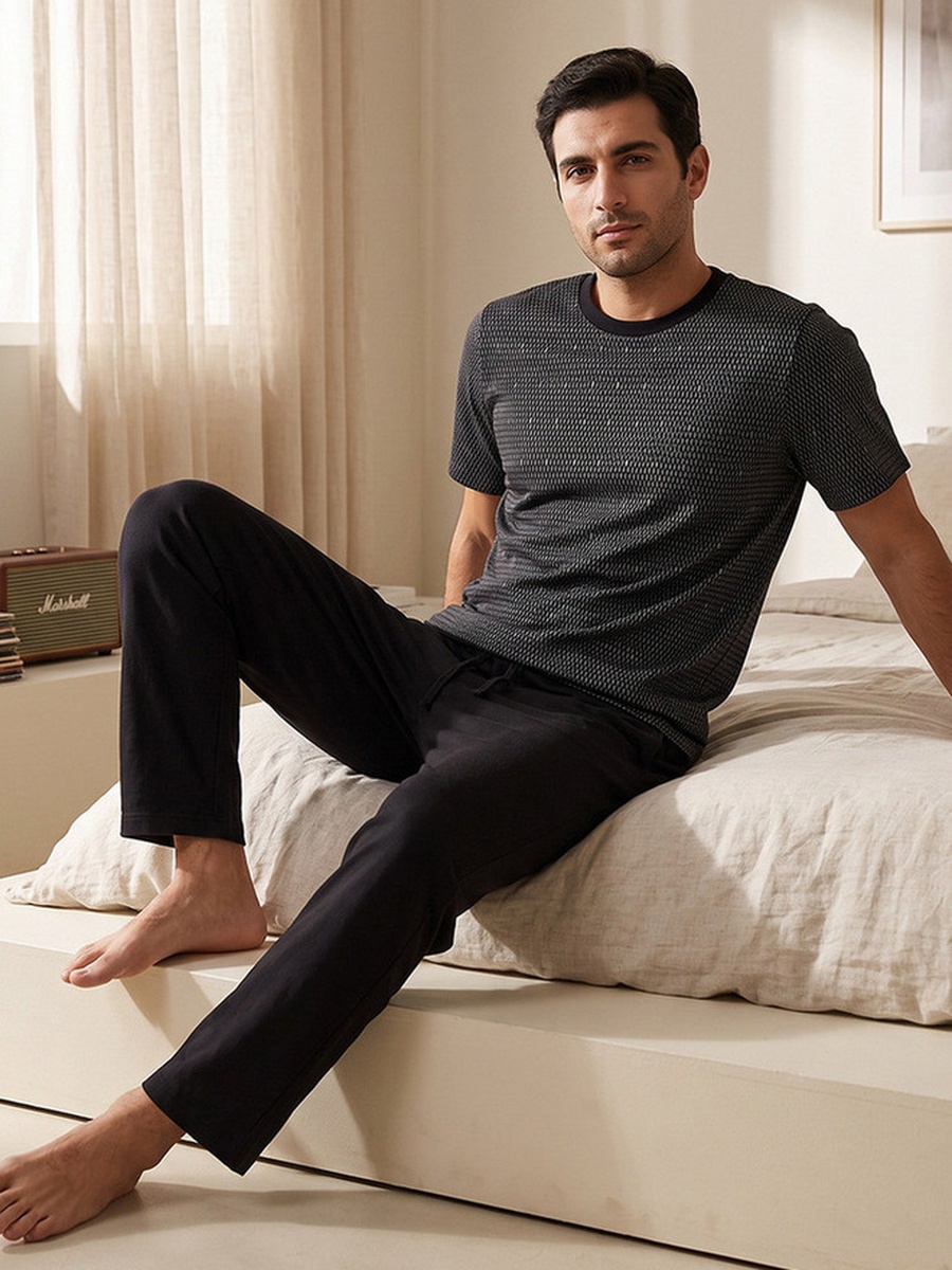 Geometric Print T-Shirt and Pants