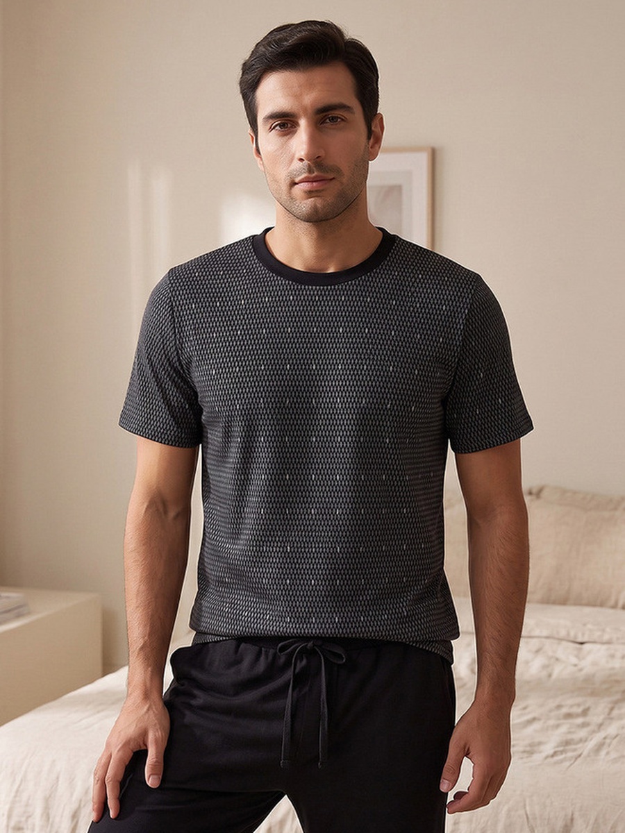Geometric Print T-Shirt and Pants