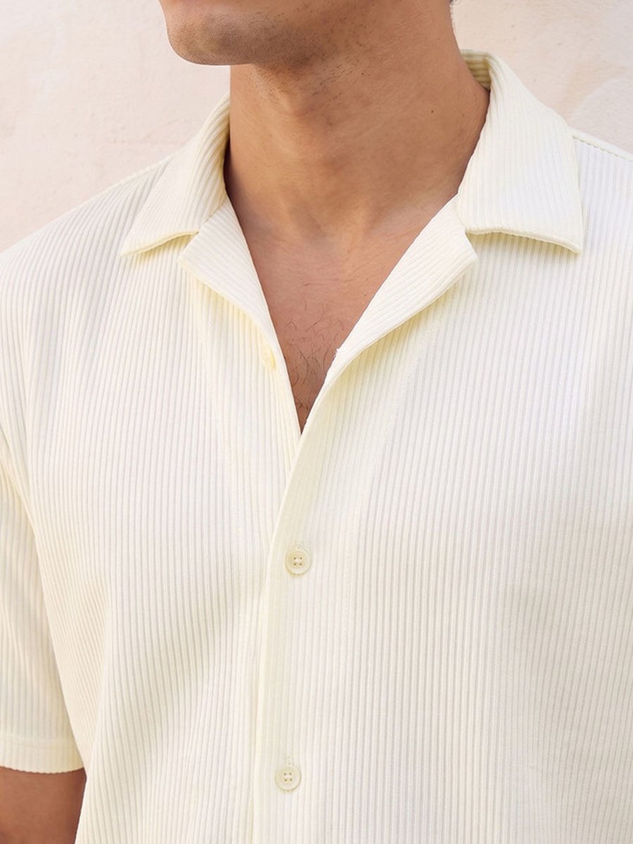 Textured Short Sleeves Shirt