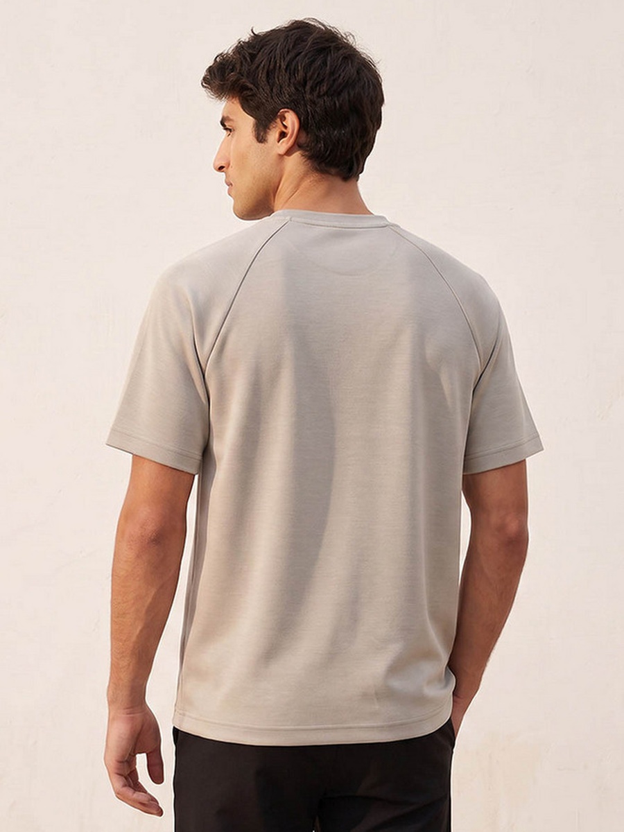 Raglan Sleeves T-Shirt