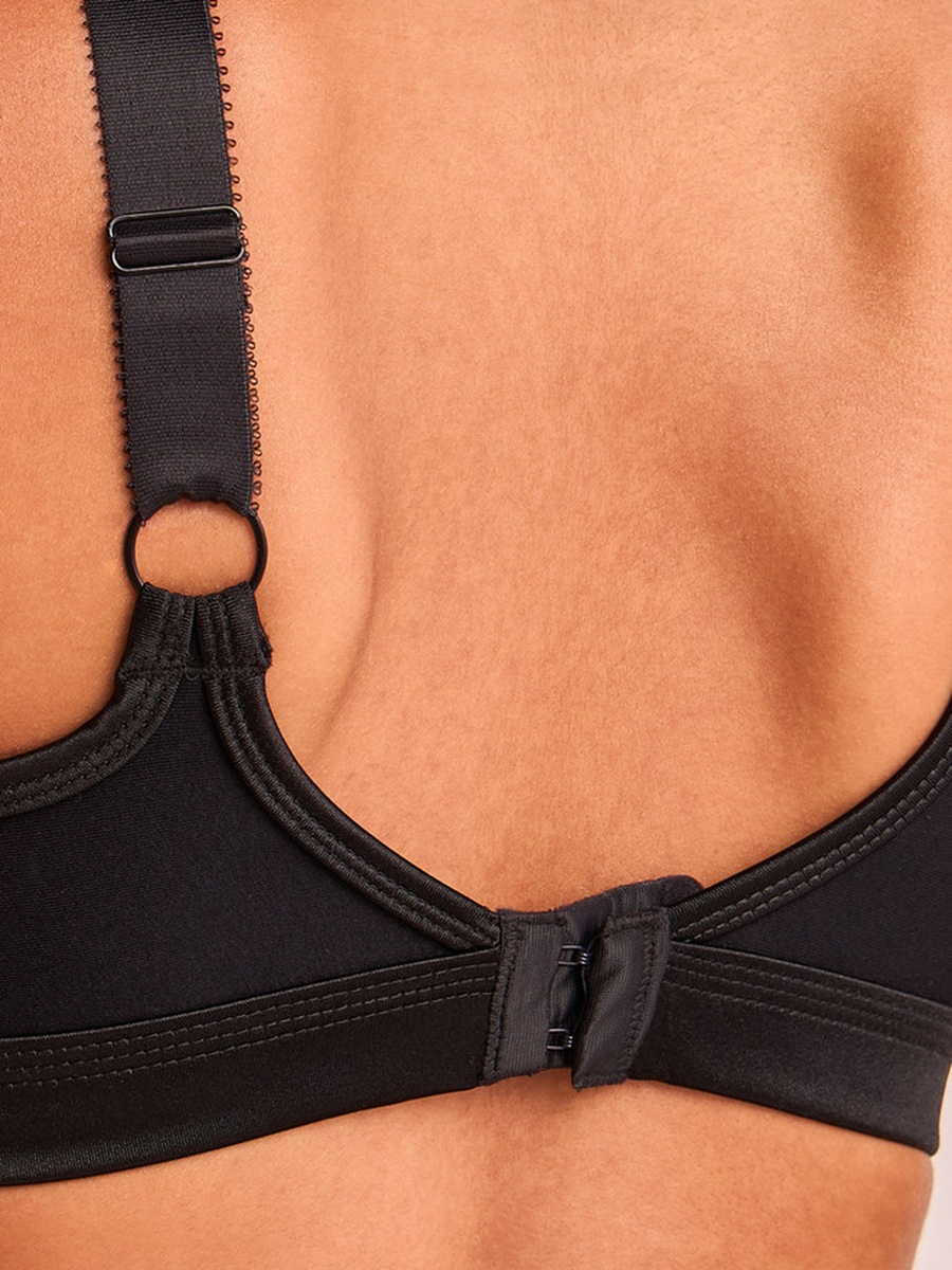 Support Bra with Broad Adjustable Straps and Antibacterial Protection